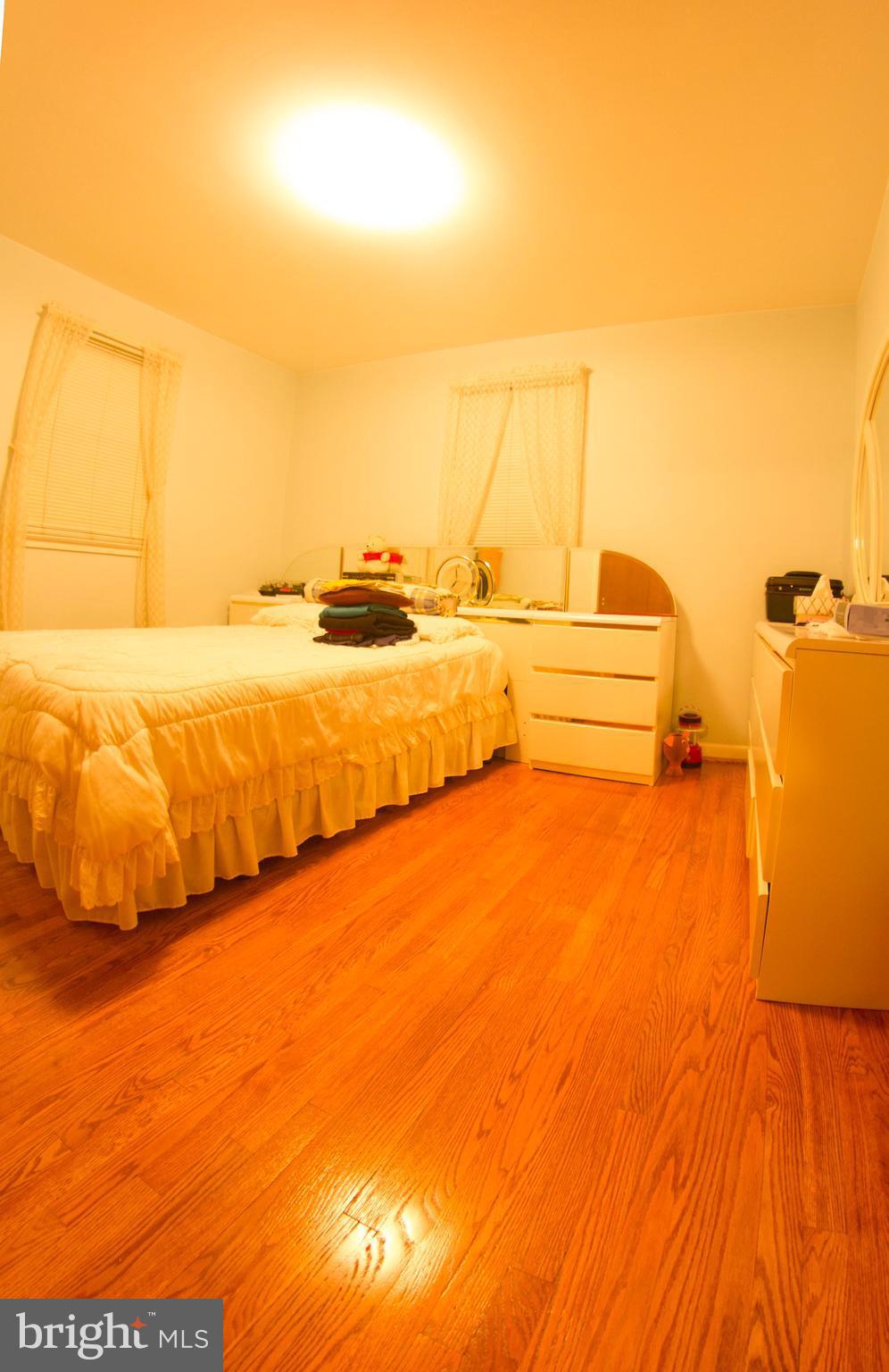 MITCHELL MANOR - Residential