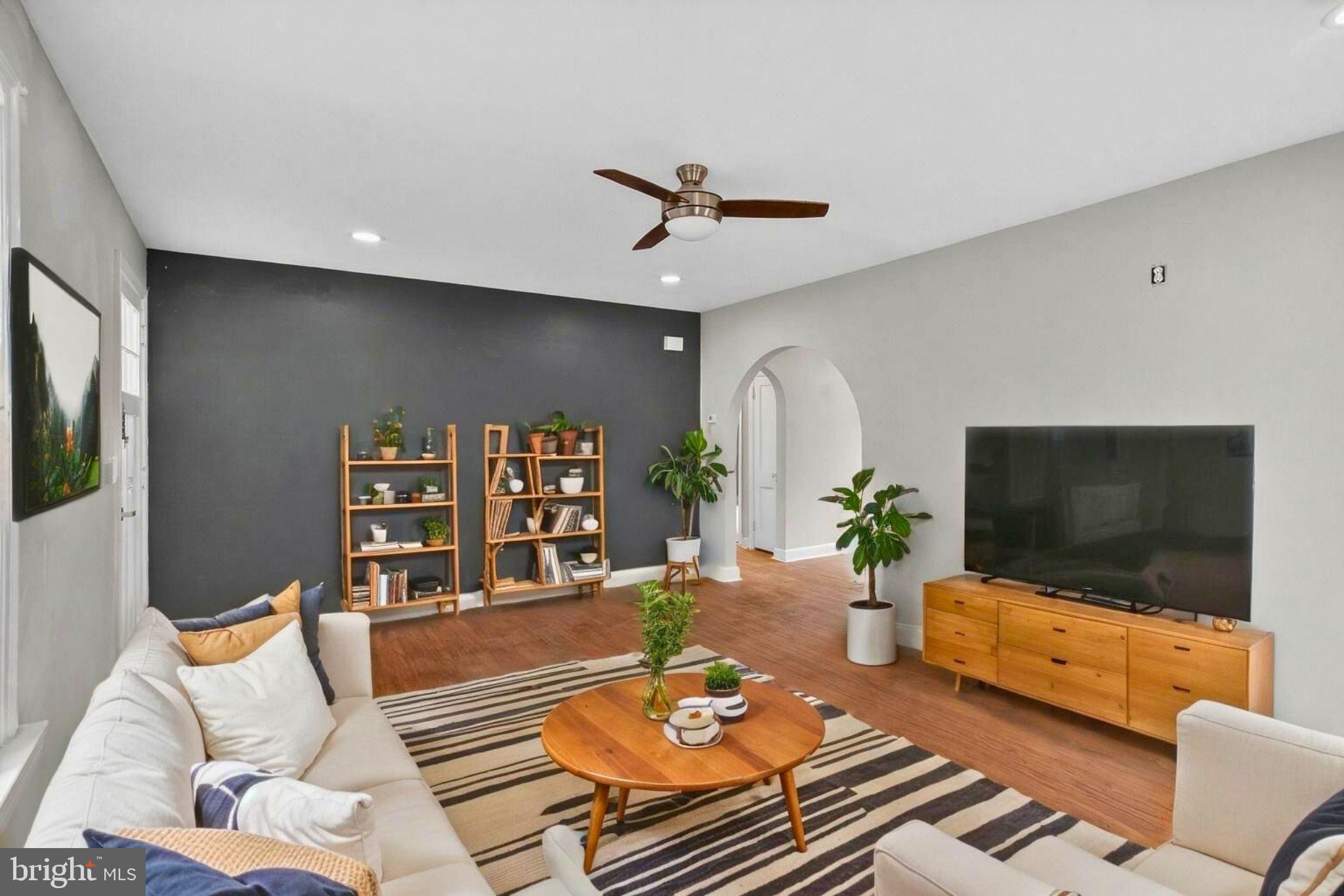 HYATTSVILLE - Residential