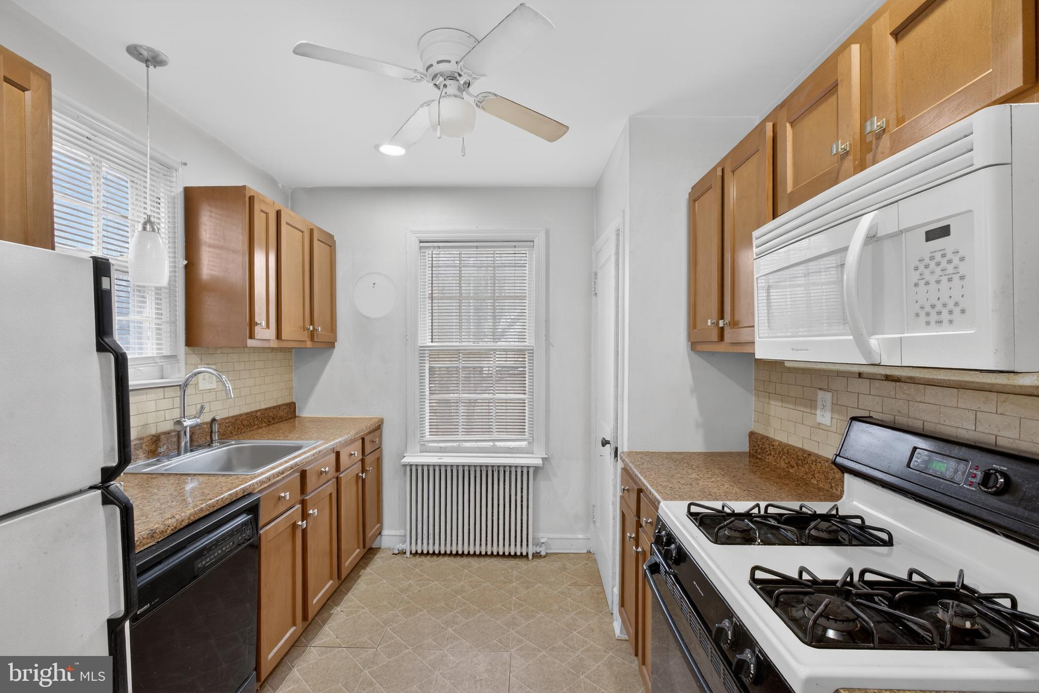 HYATTSVILLE - Residential