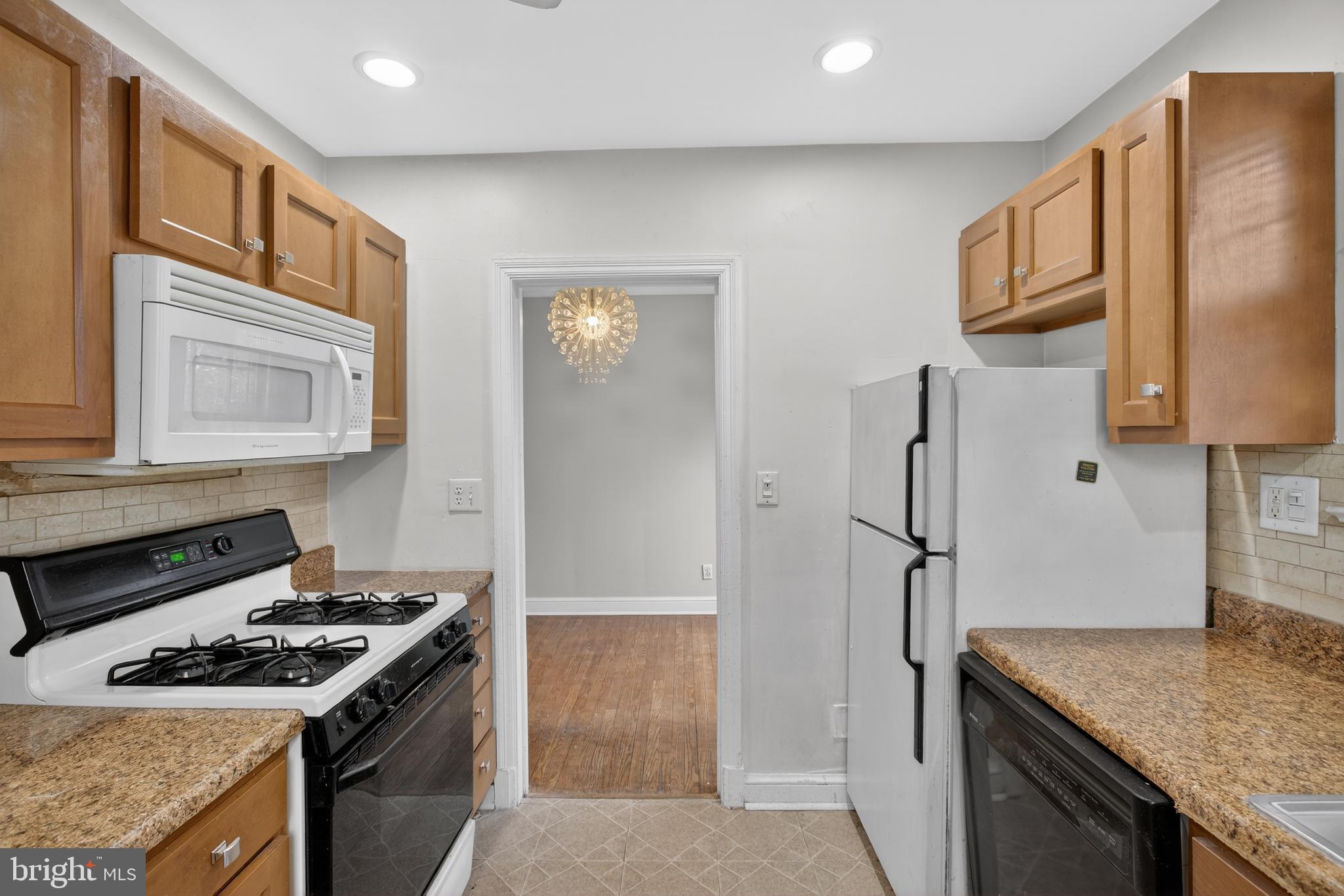 HYATTSVILLE - Residential