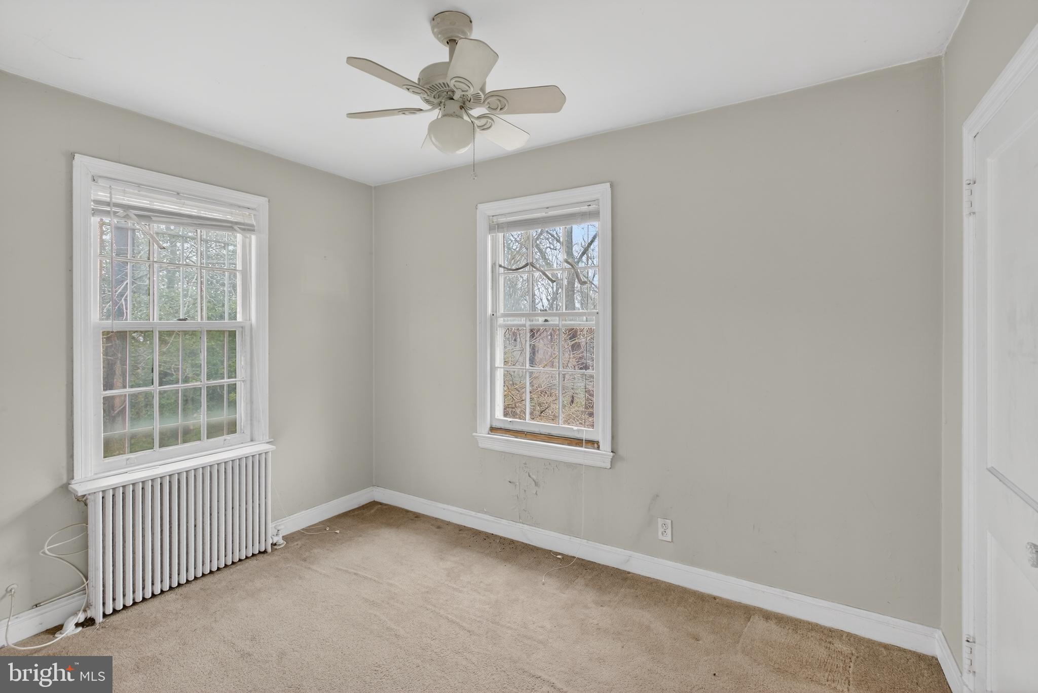 HYATTSVILLE - Residential