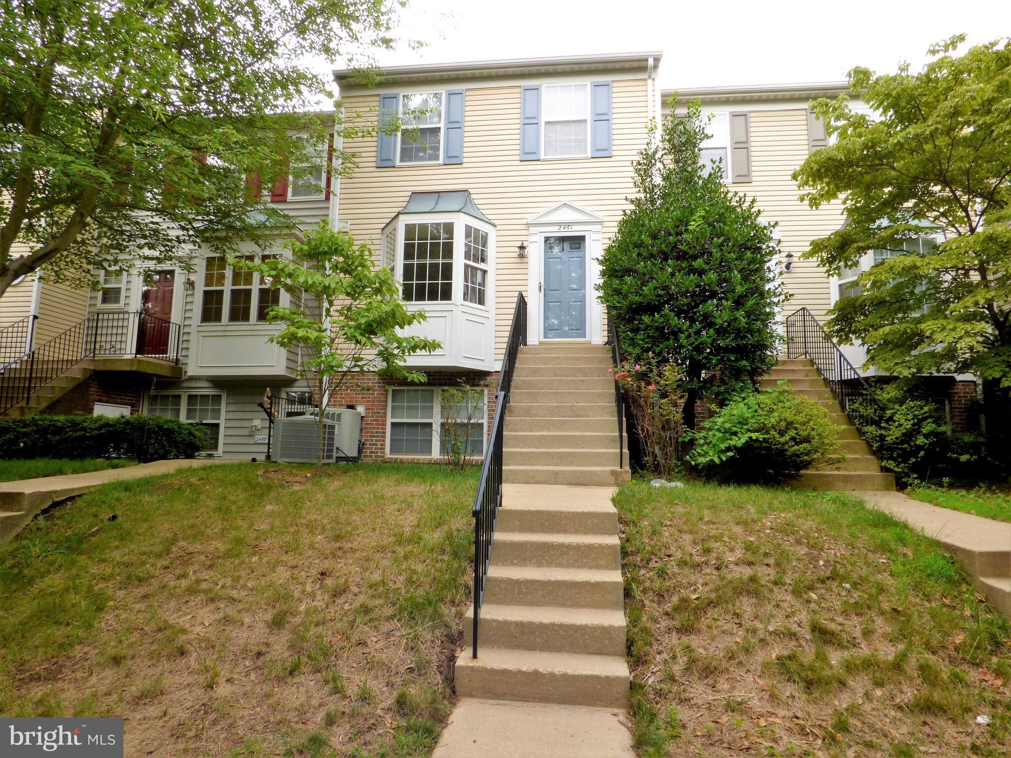 Nicely updated townhome in sought after Stonehaven Community! Two large bedrooms with master with high cathedral ceilings, modern eat-in kitchen with SS appliances, bay windows for extra sitting area, nice deck perfect for entertaining guests, larg master bedroom with closets and a resort style bathroom! Includes washer and dryer! Coveted Nantucket Elementary is just across the street!