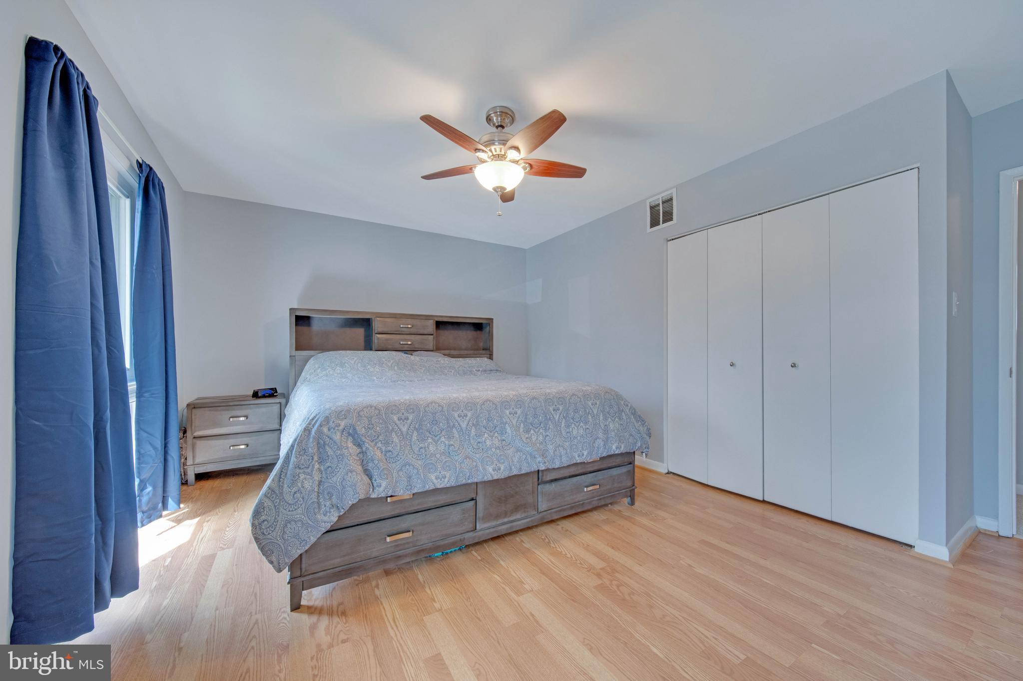 RESTON - Residential