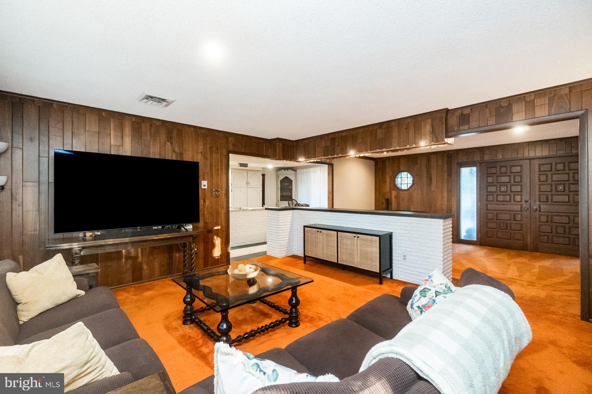 MAHONING MANOR - Residential