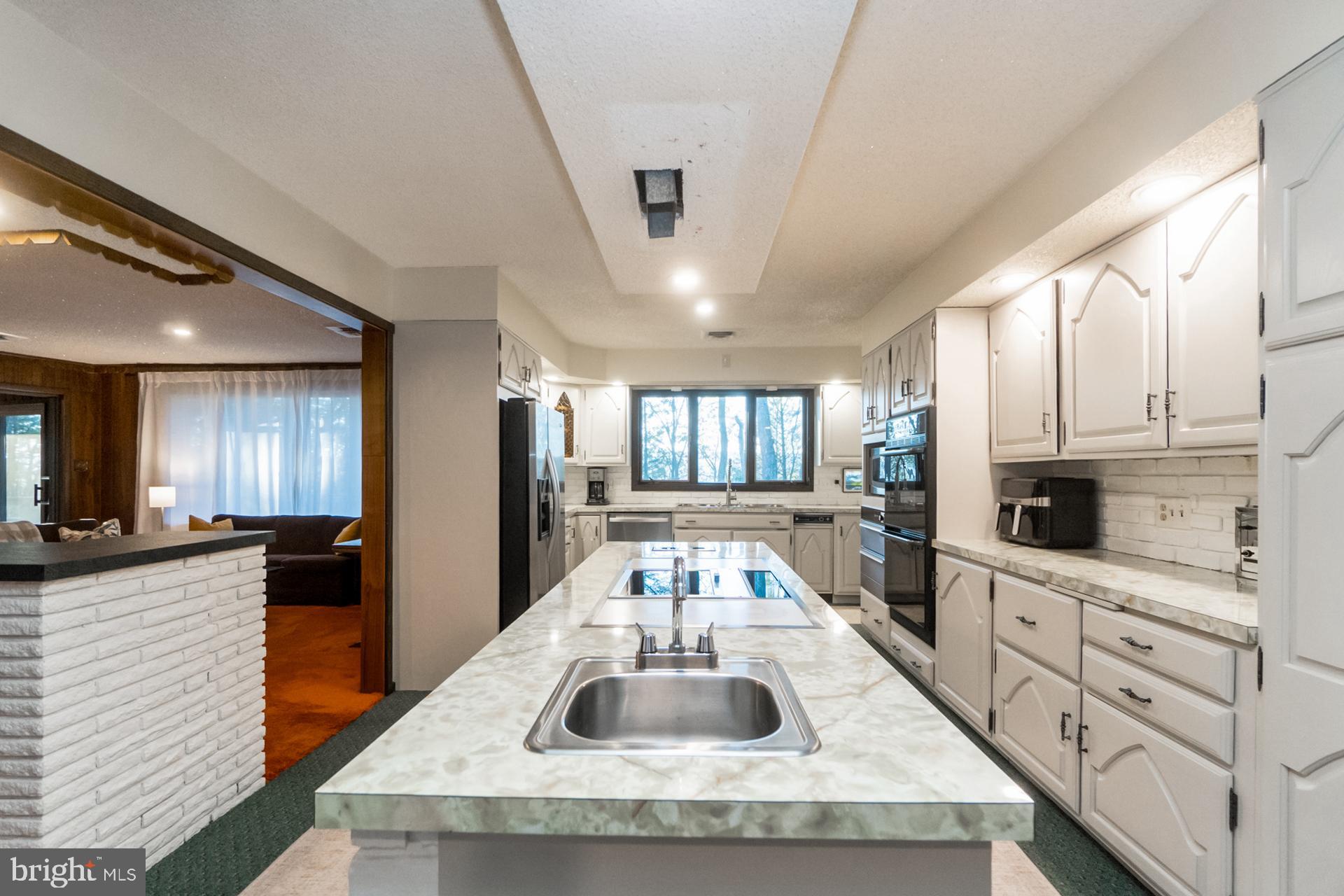 MAHONING MANOR - Residential