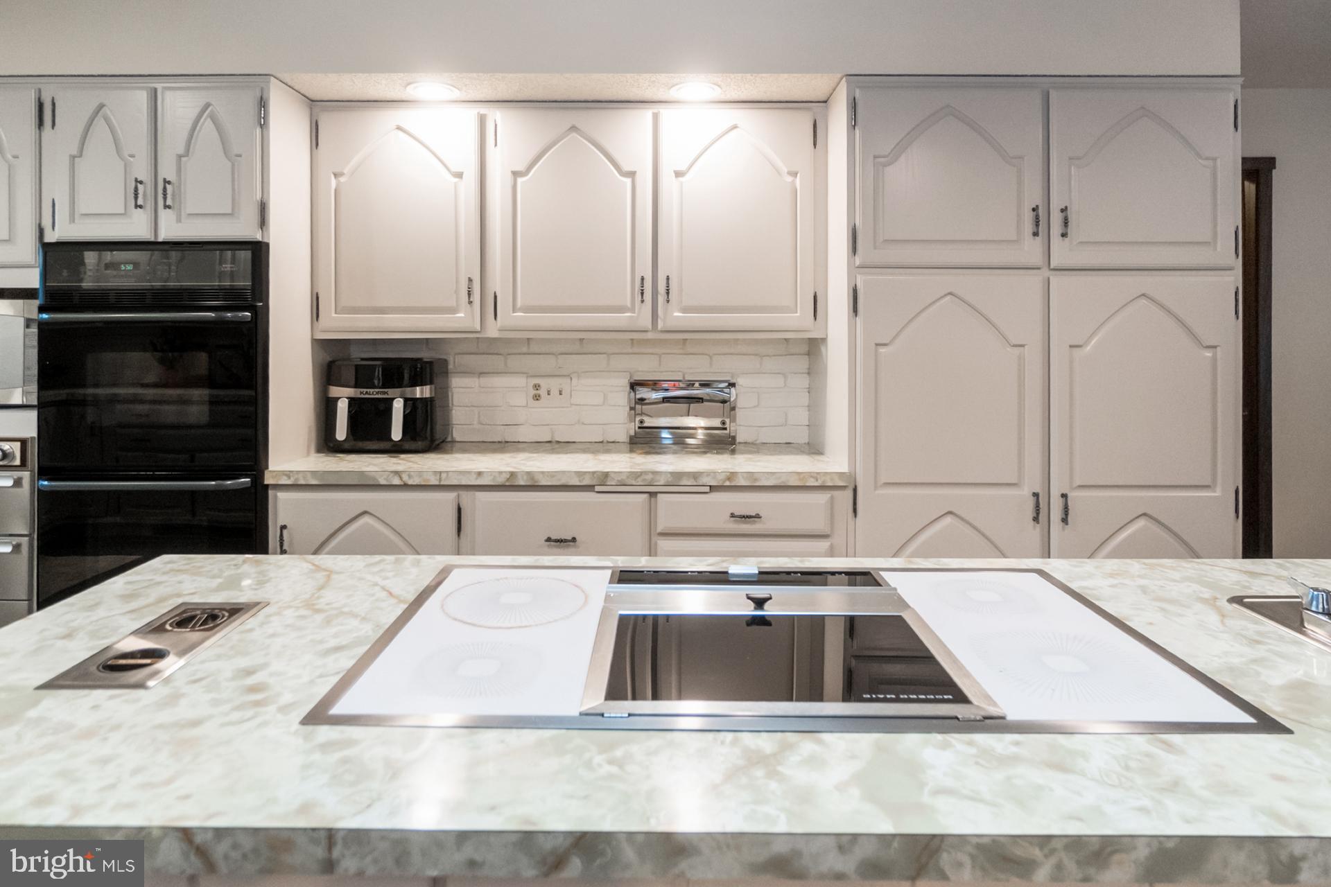 MAHONING MANOR - Residential