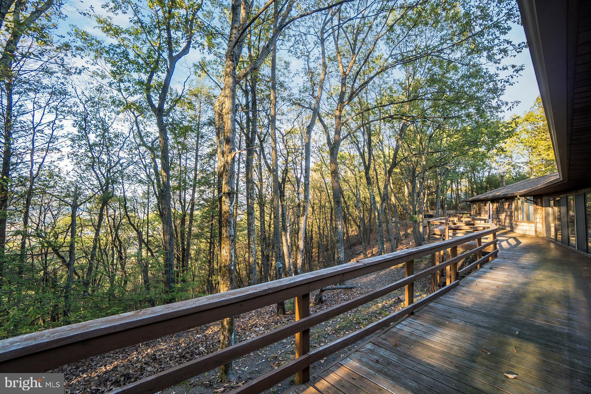 MAHONING MANOR - Residential