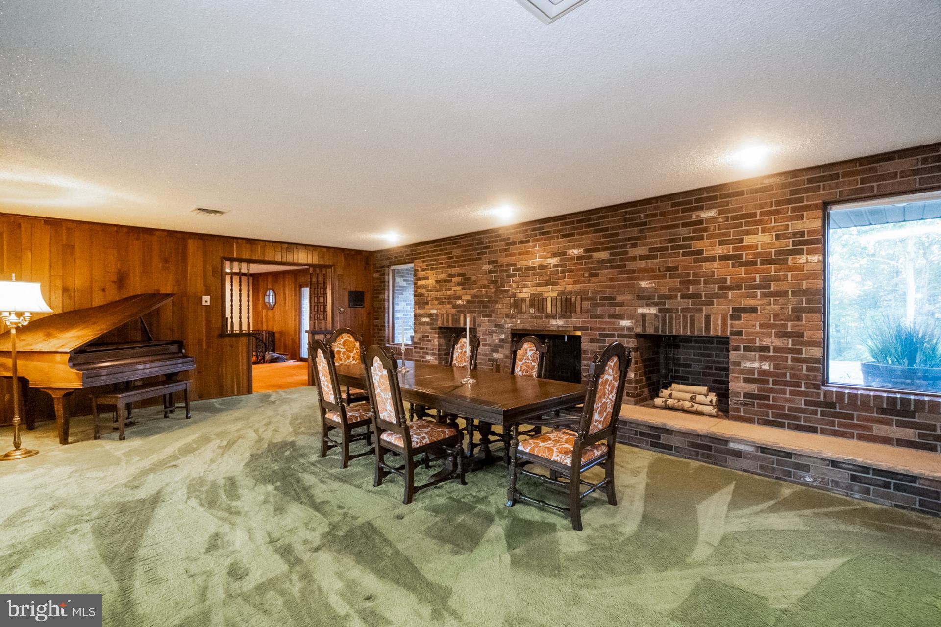 MAHONING MANOR - Residential