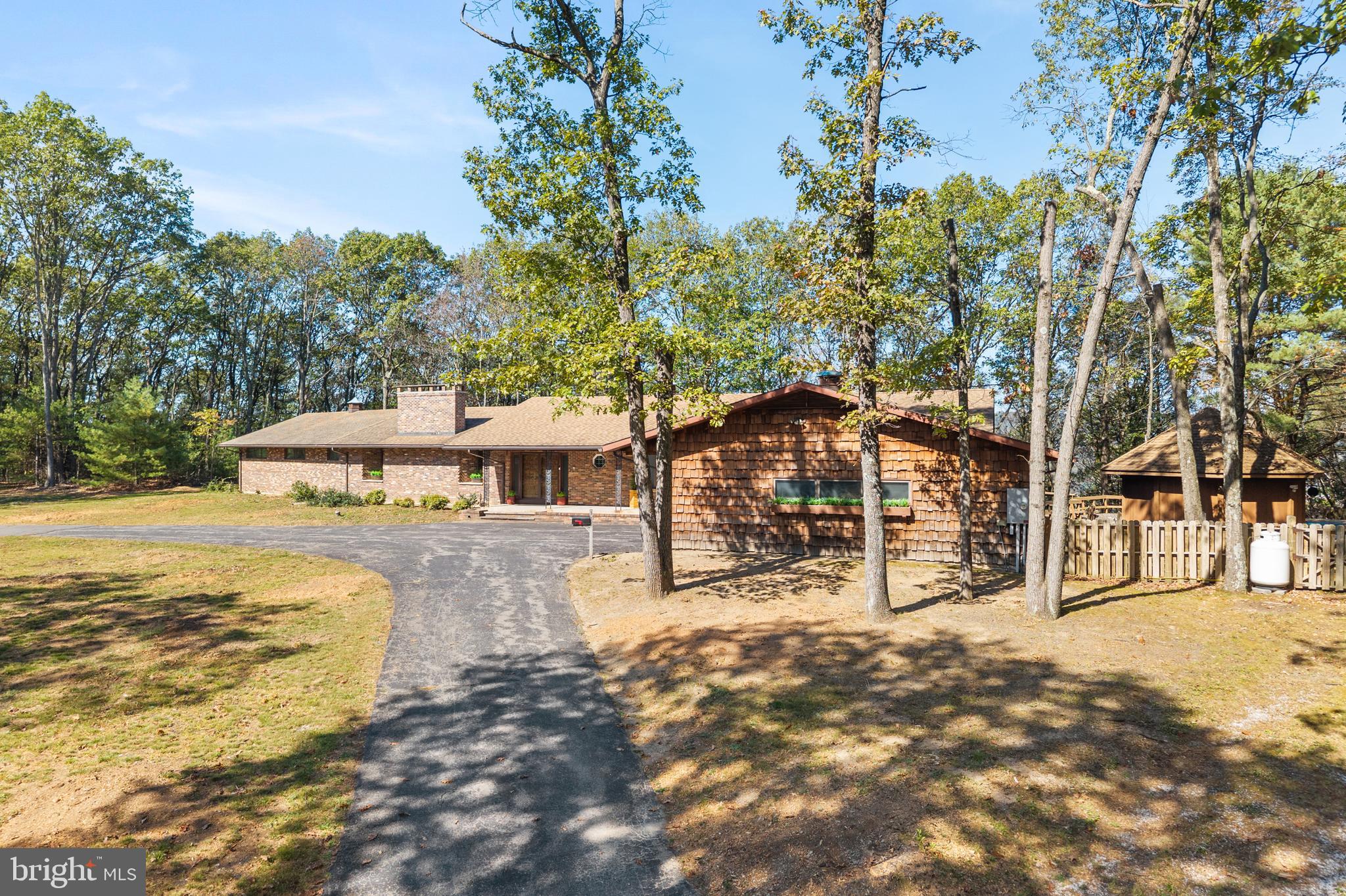 MAHONING MANOR - Residential