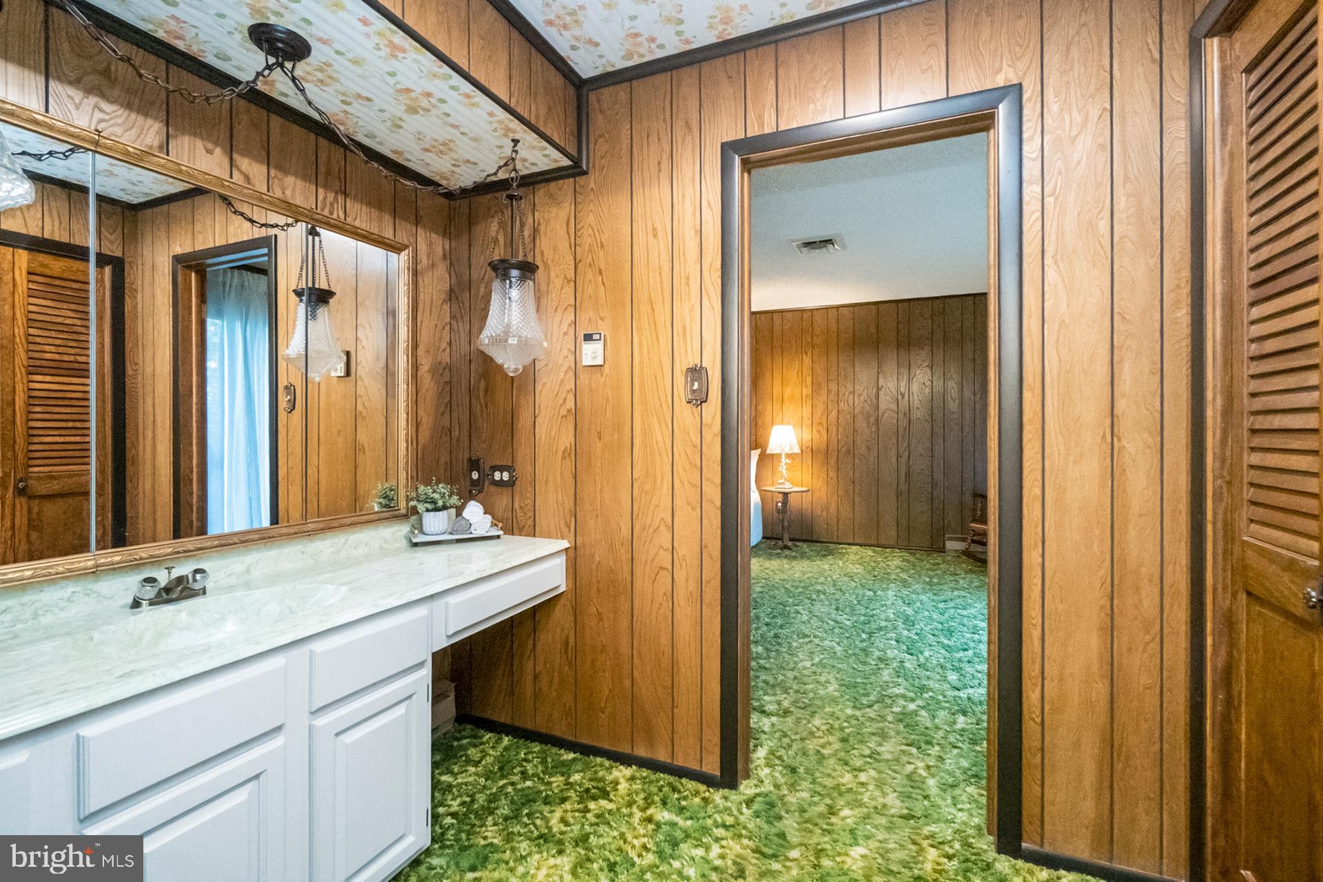 MAHONING MANOR - Residential