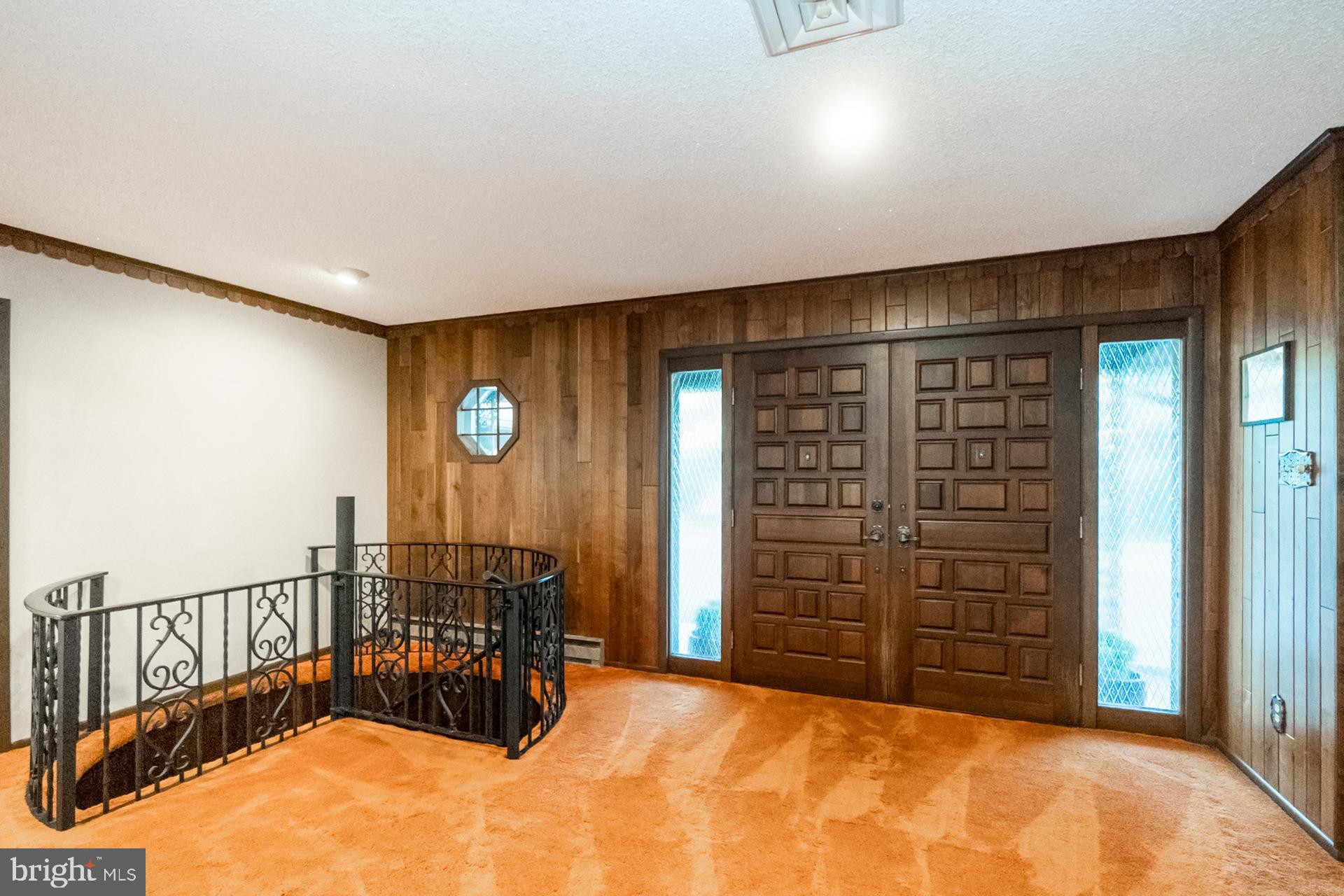 MAHONING MANOR - Residential