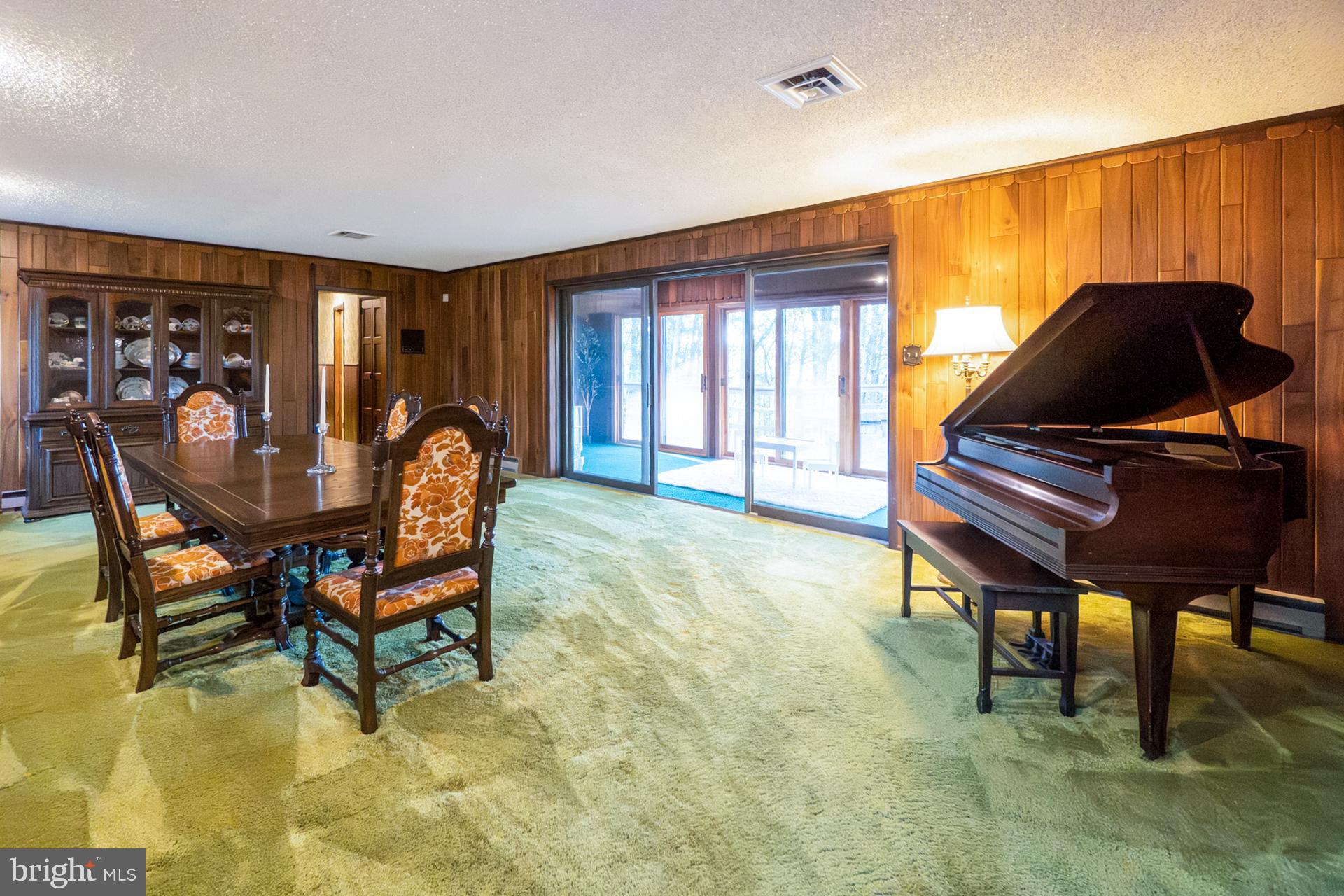 MAHONING MANOR - Residential