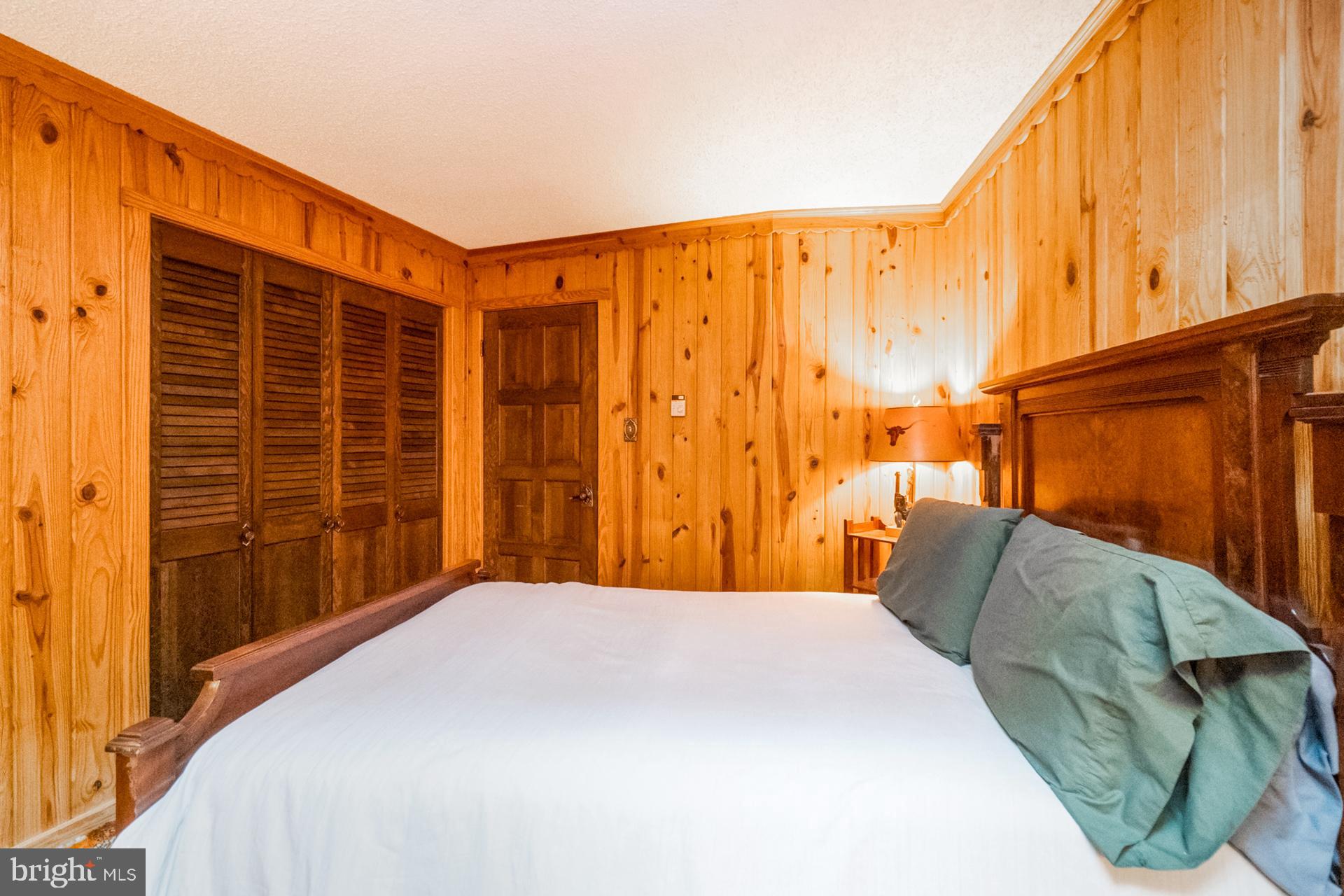 MAHONING MANOR - Residential