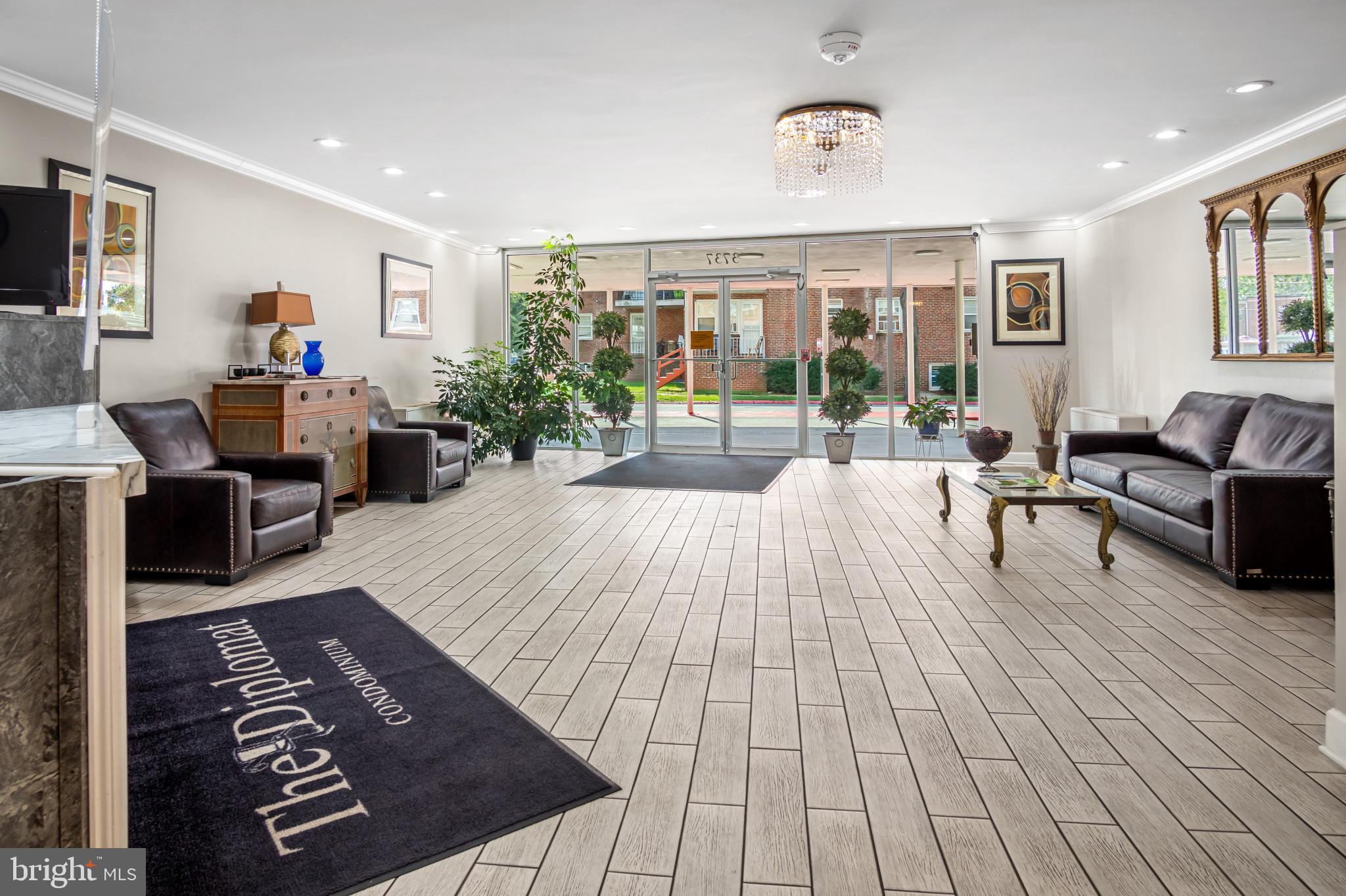 FALLSTAFF - Residential