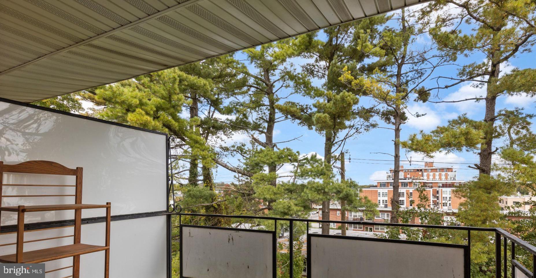 FALLSTAFF - Residential