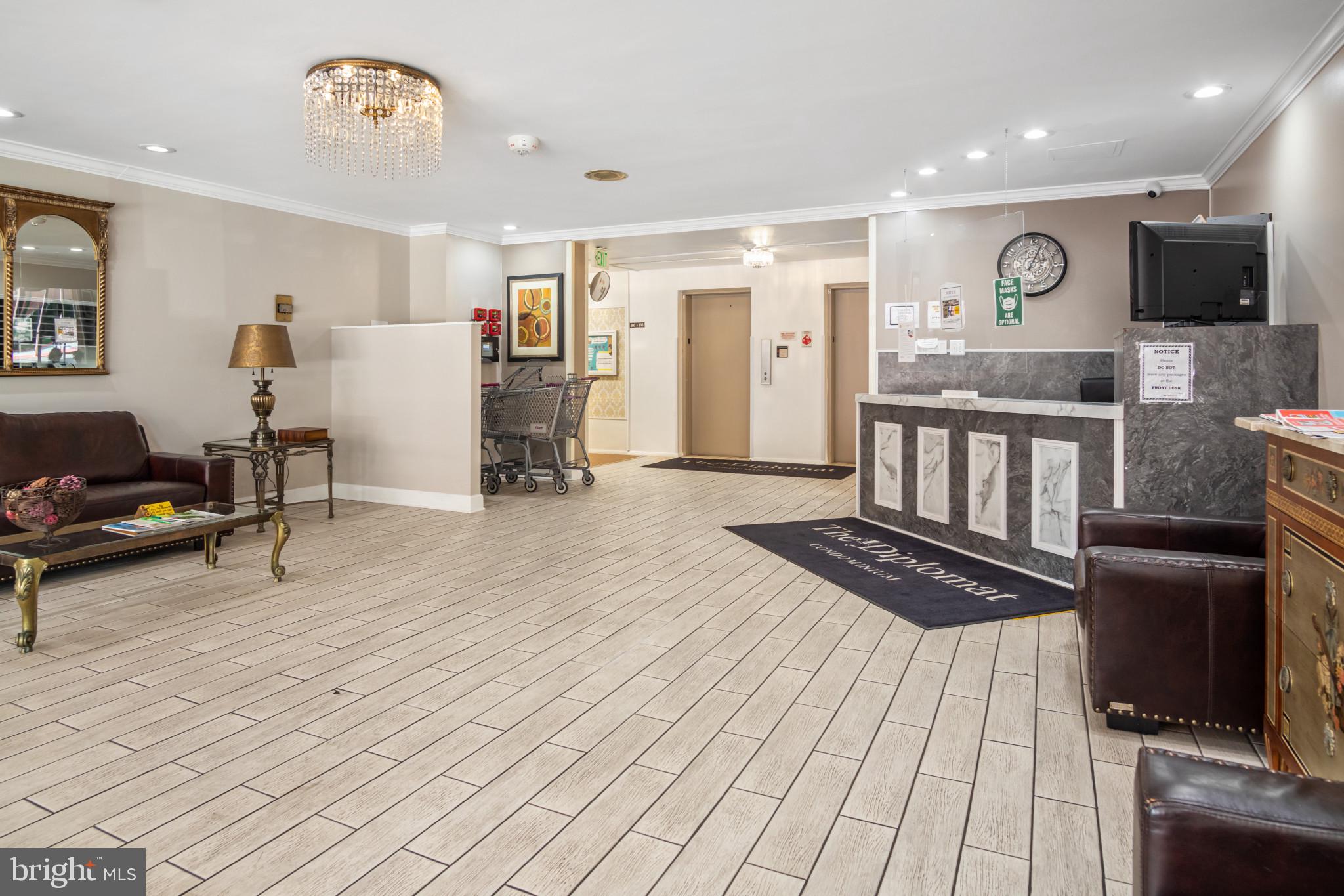 FALLSTAFF - Residential