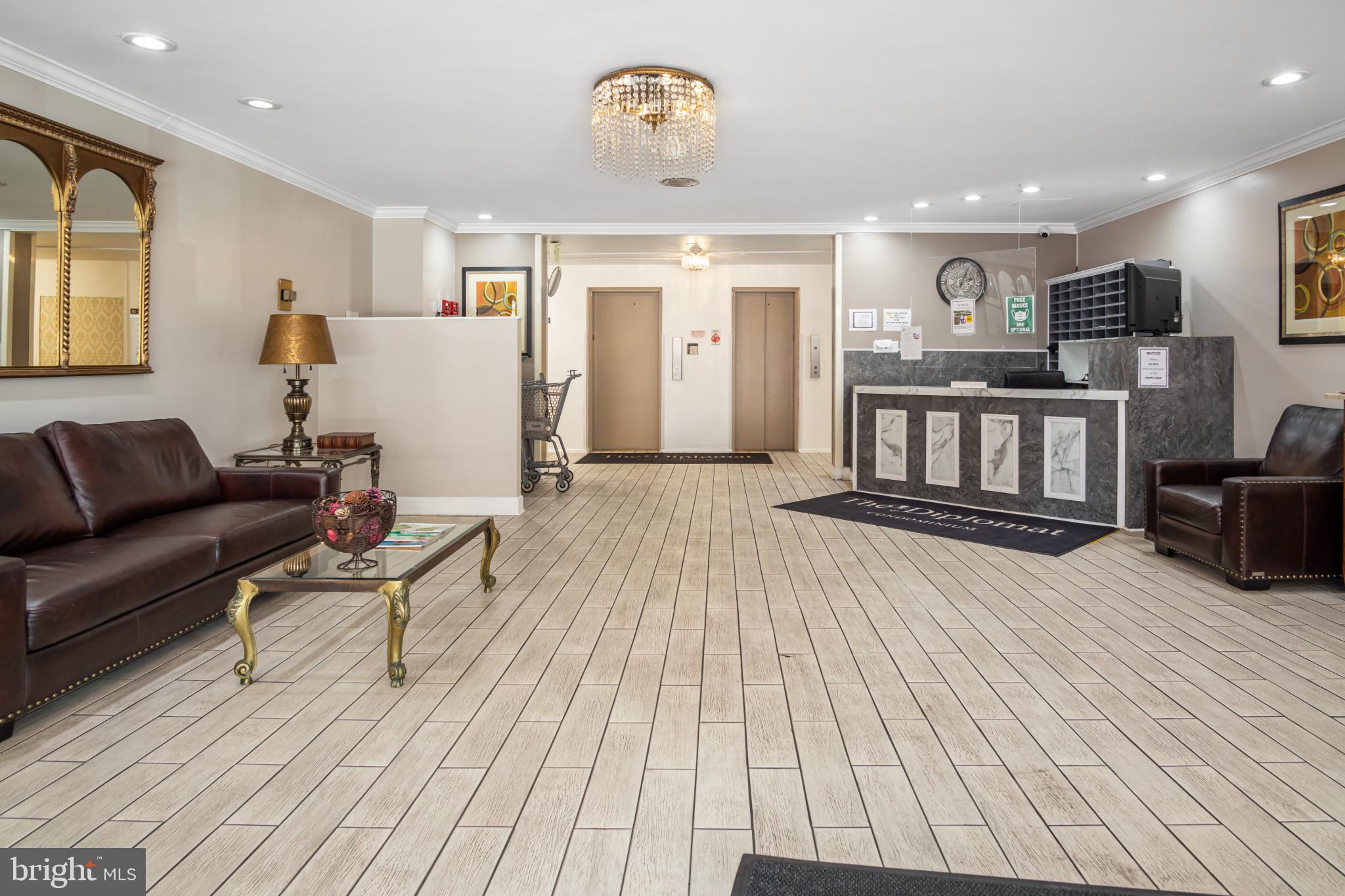 FALLSTAFF - Residential