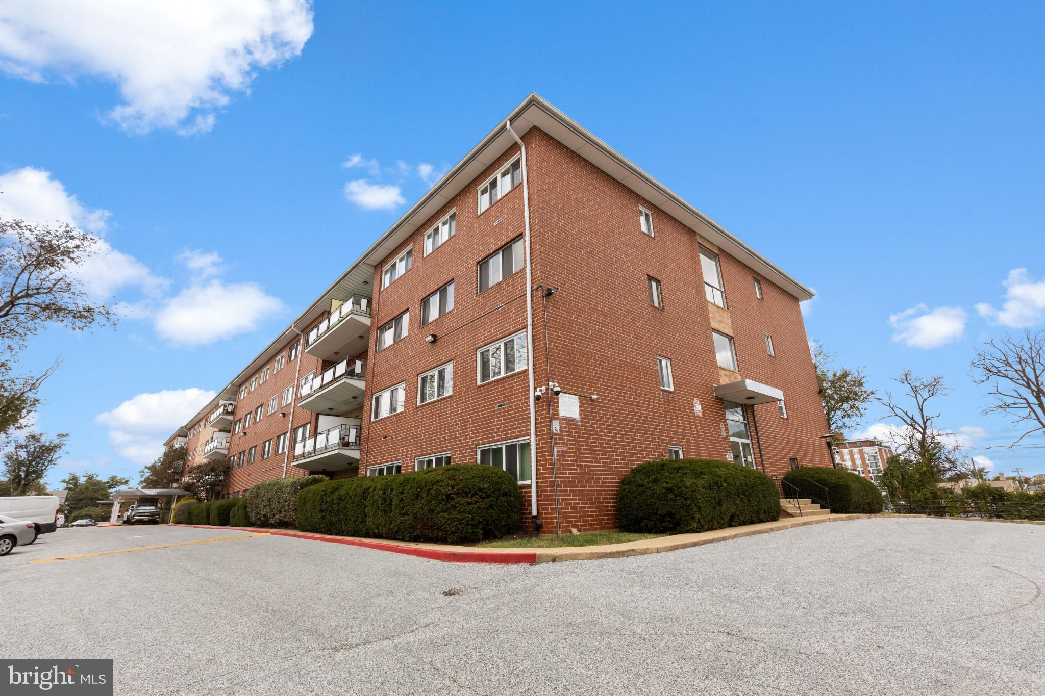 FALLSTAFF - Residential