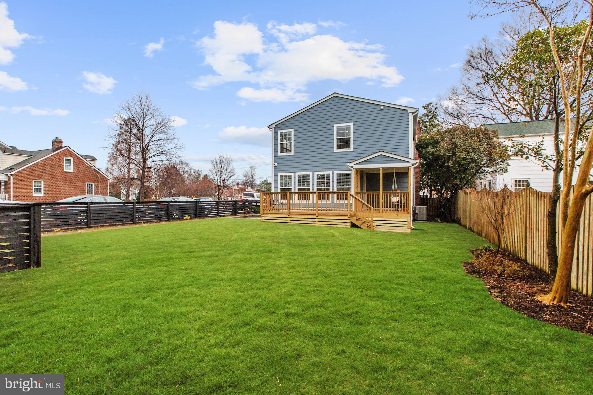 ARLINGTON - Residential