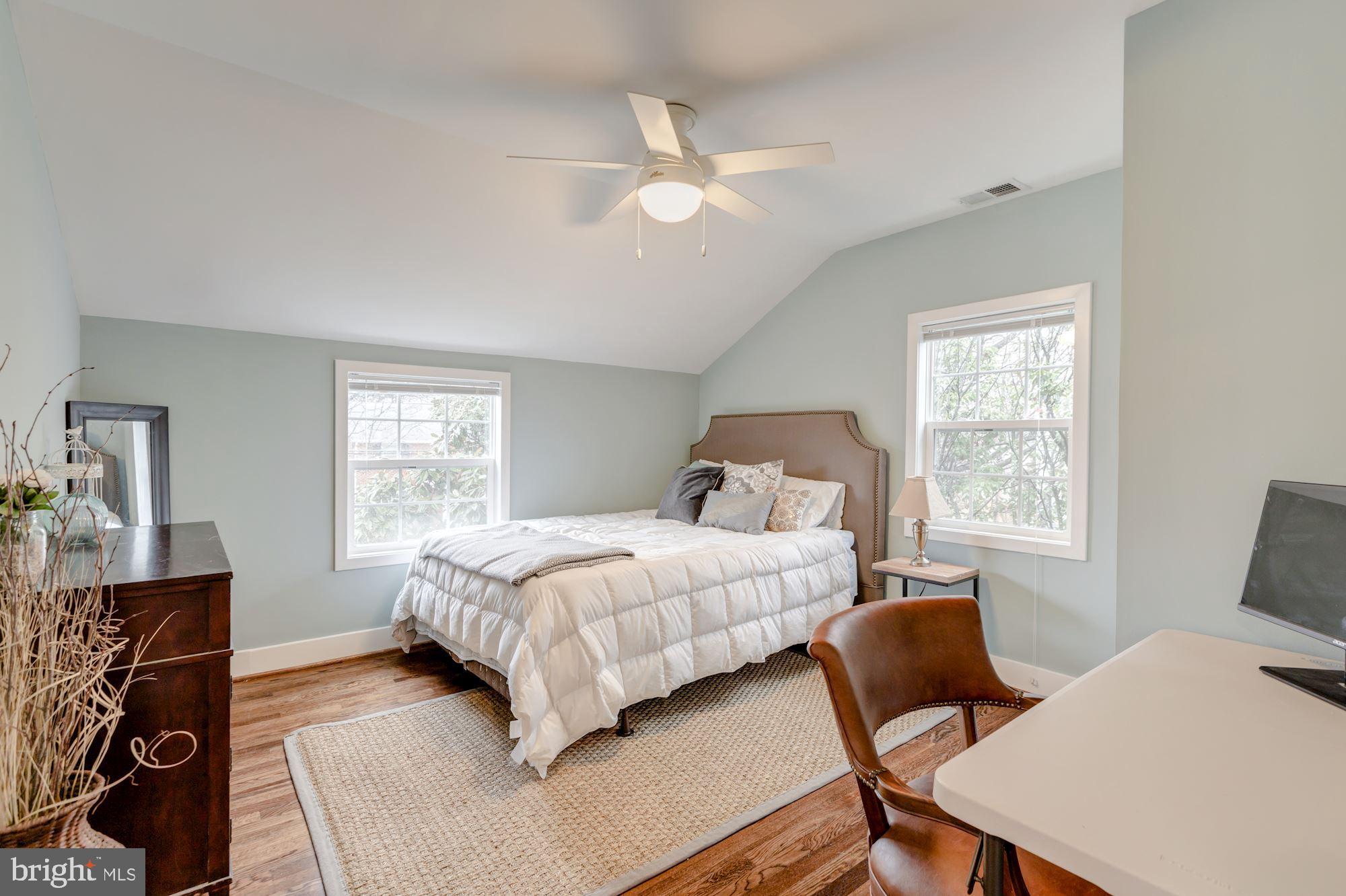 ARLINGTON - Residential