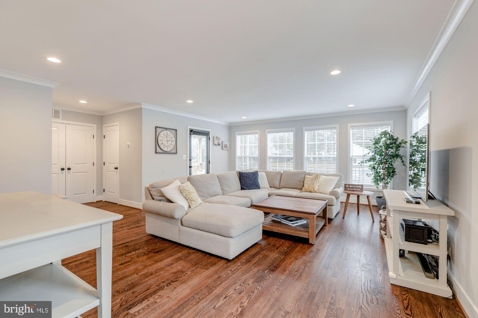 ARLINGTON - Residential