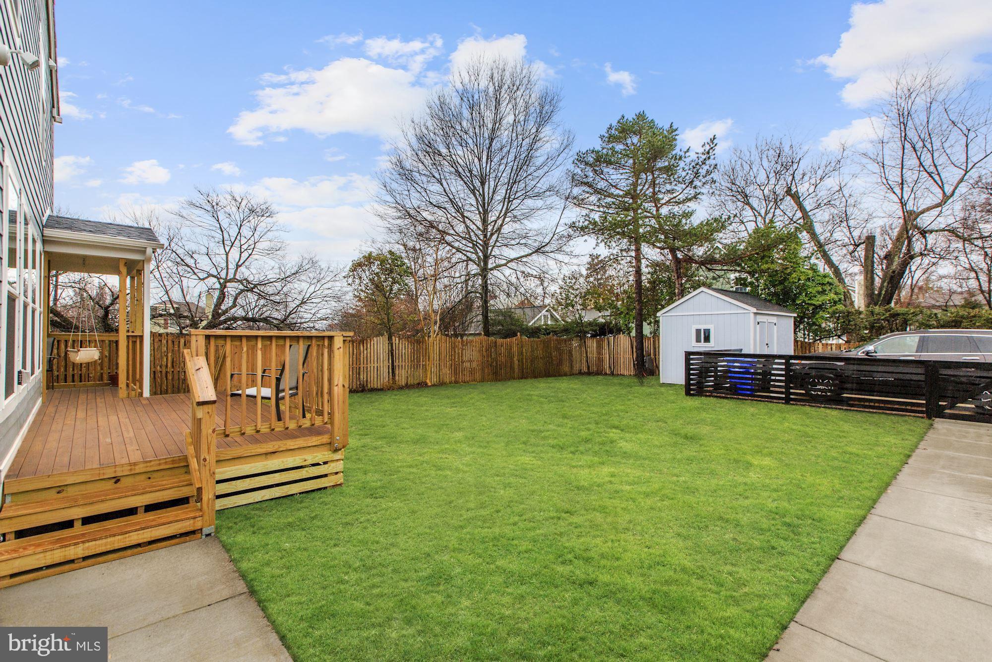 ARLINGTON - Residential