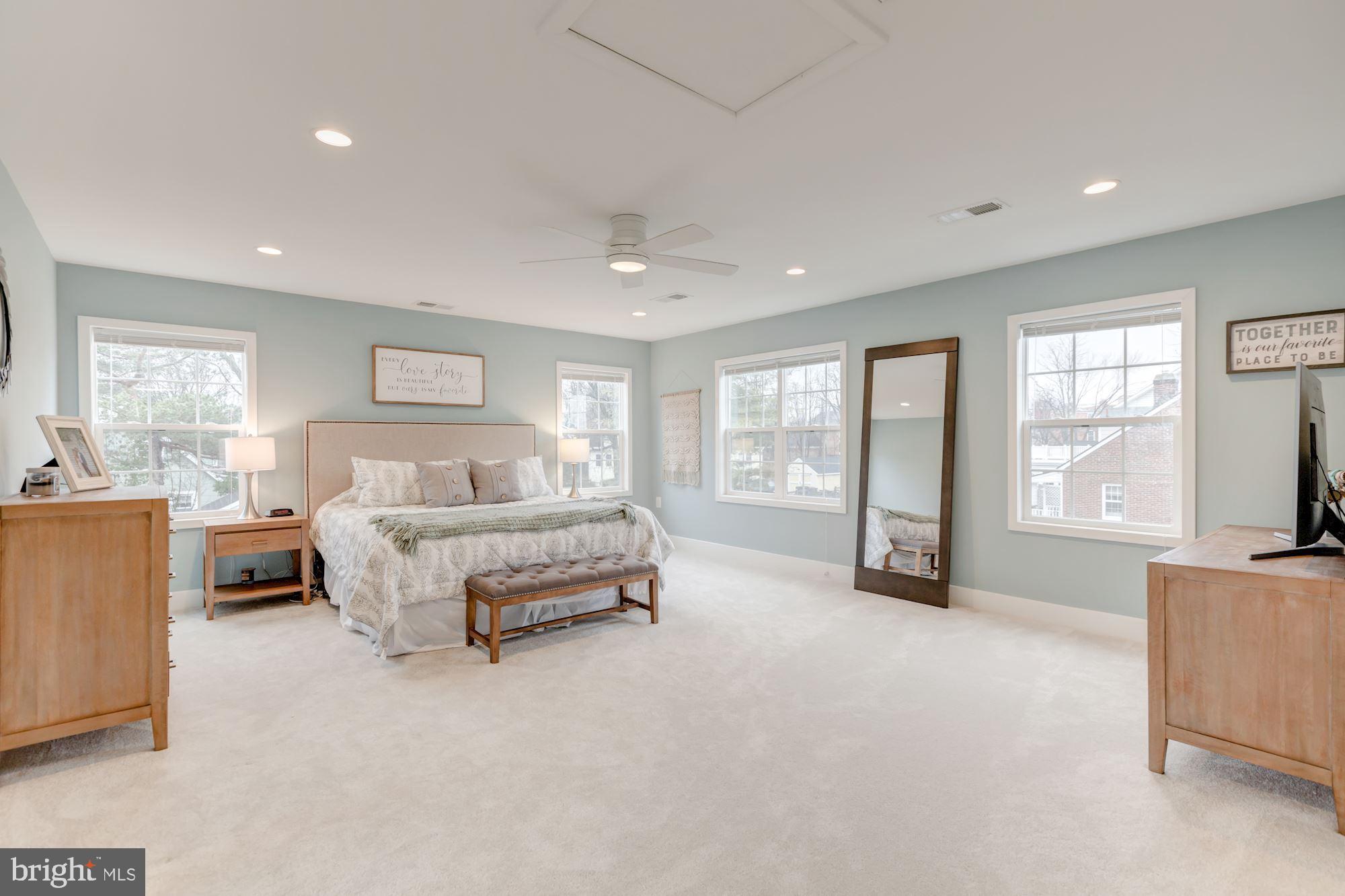 ARLINGTON - Residential