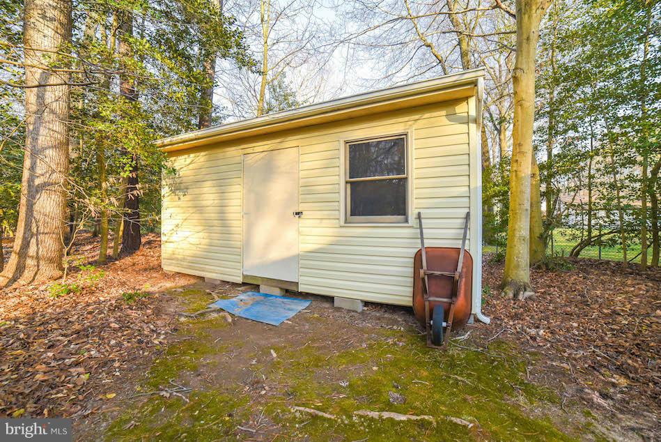 BEVERLY ESTATES - Residential