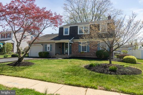 832 COTSWOLD ROAD SOMERDALE NJ 08083