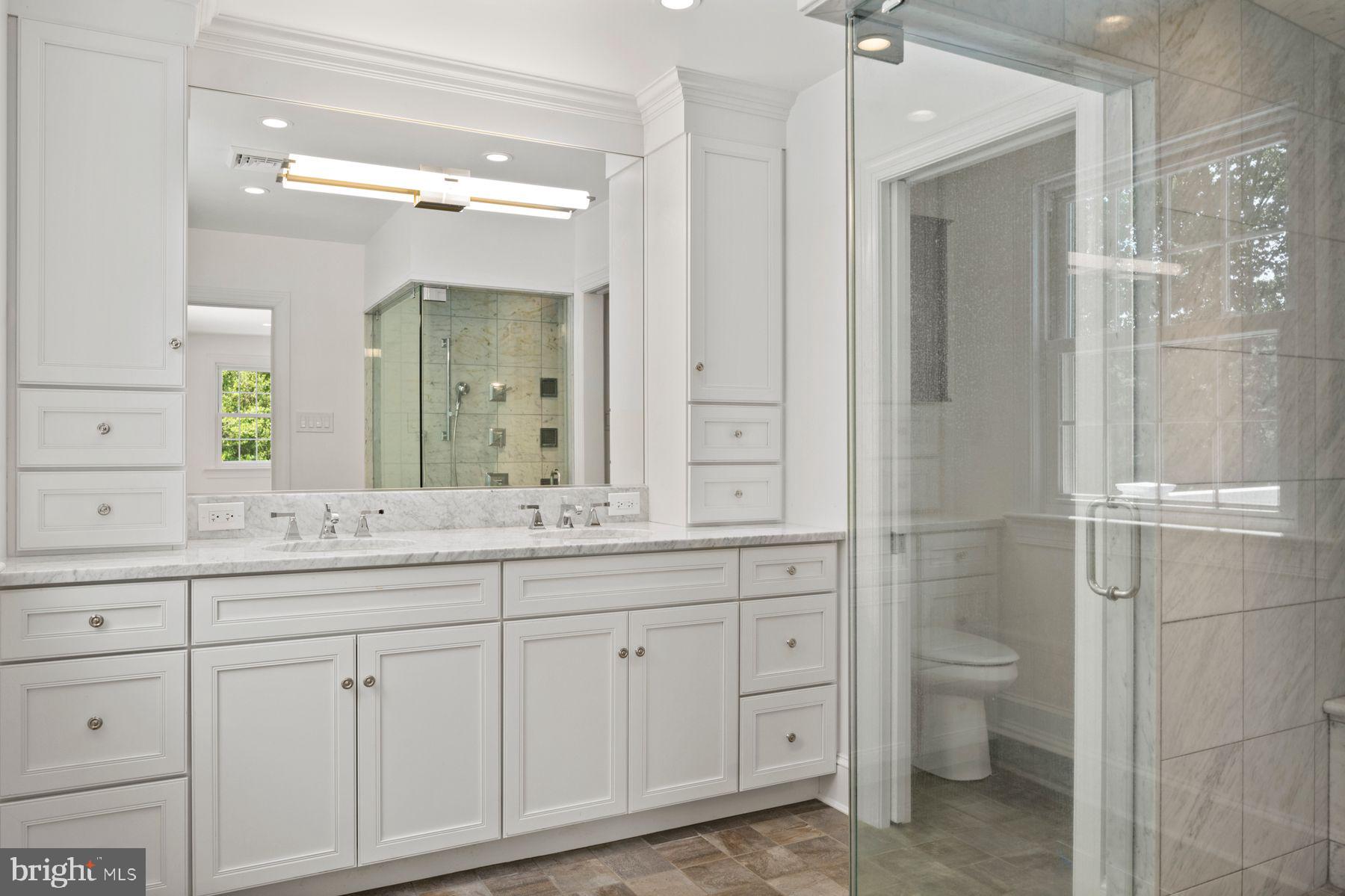 RADNOR HUNT - Residential