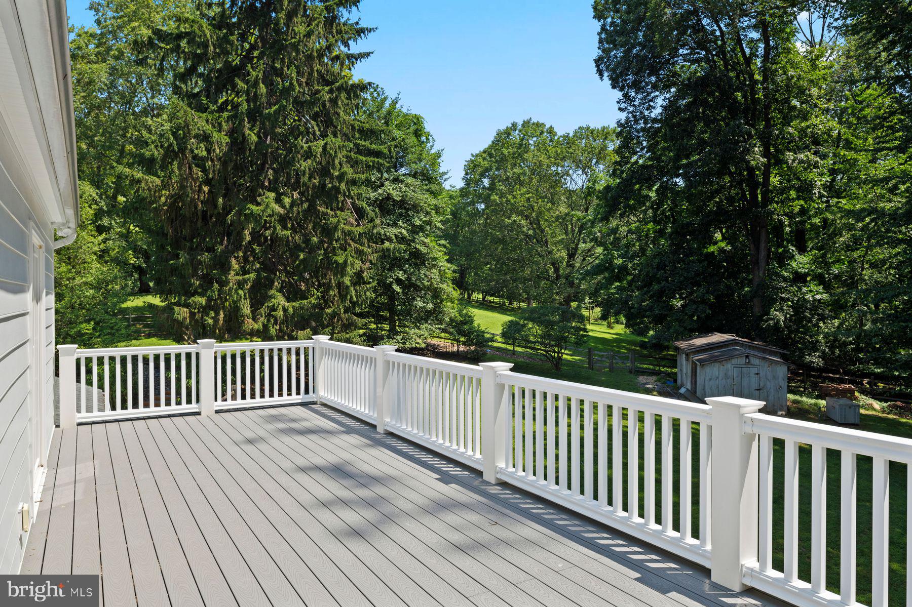 RADNOR HUNT - Residential