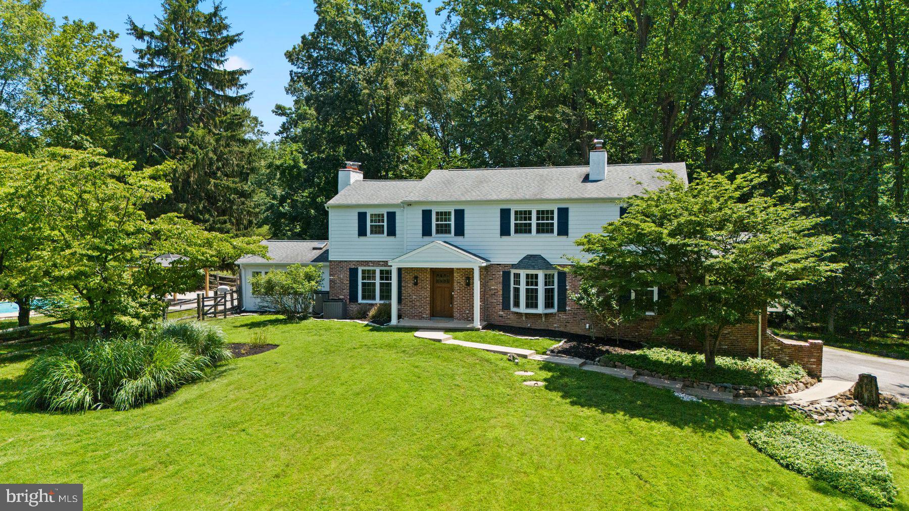 RADNOR HUNT - Residential