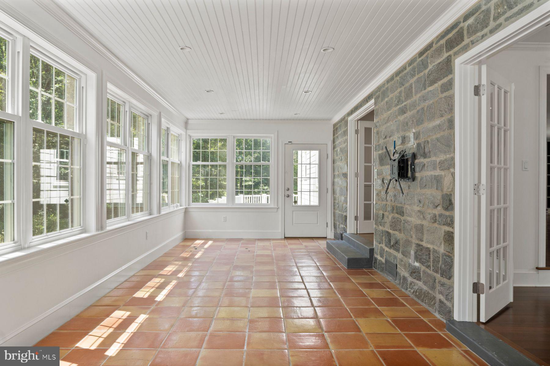 RADNOR HUNT - Residential