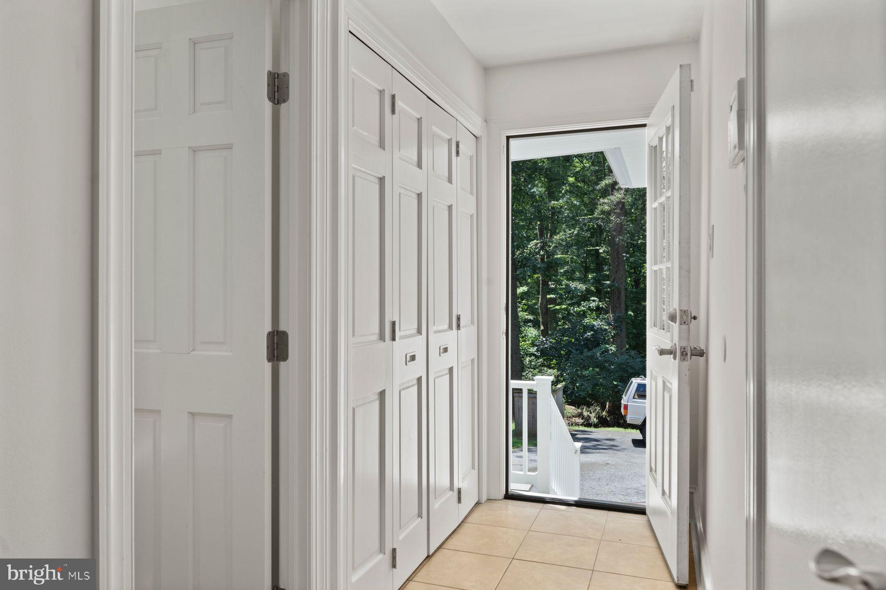 RADNOR HUNT - Residential