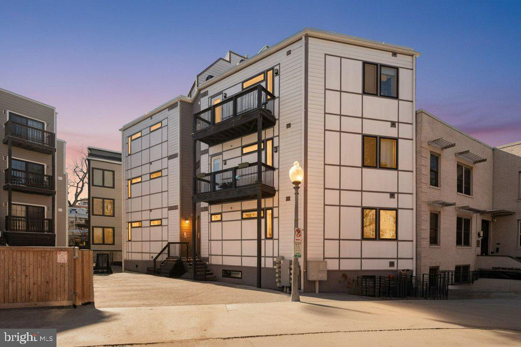 1444 OGDEN STREET NW 302