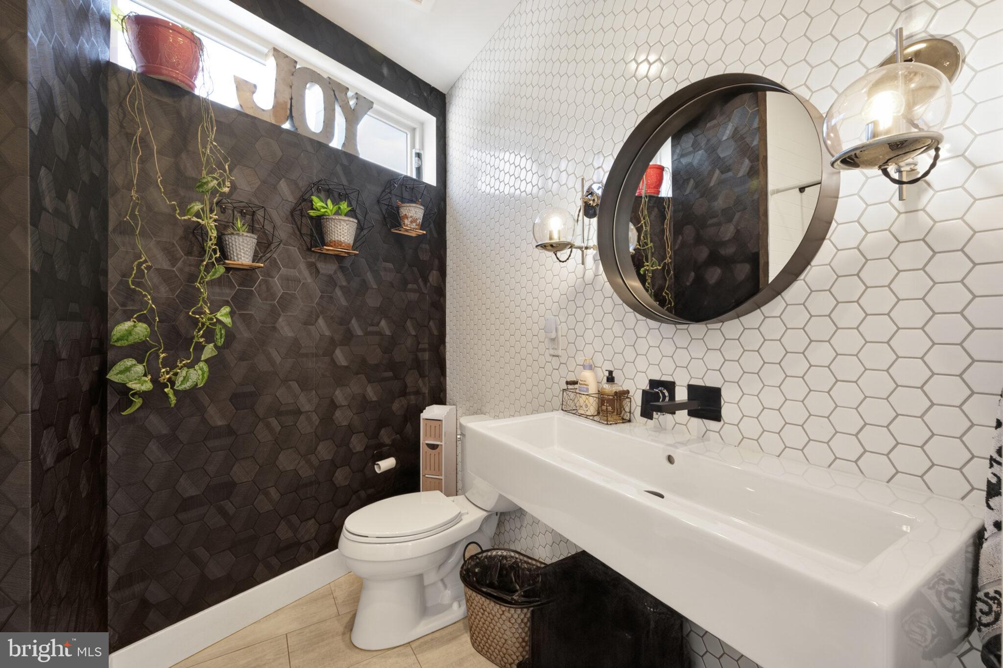 1444 OGDEN STREET NW 302