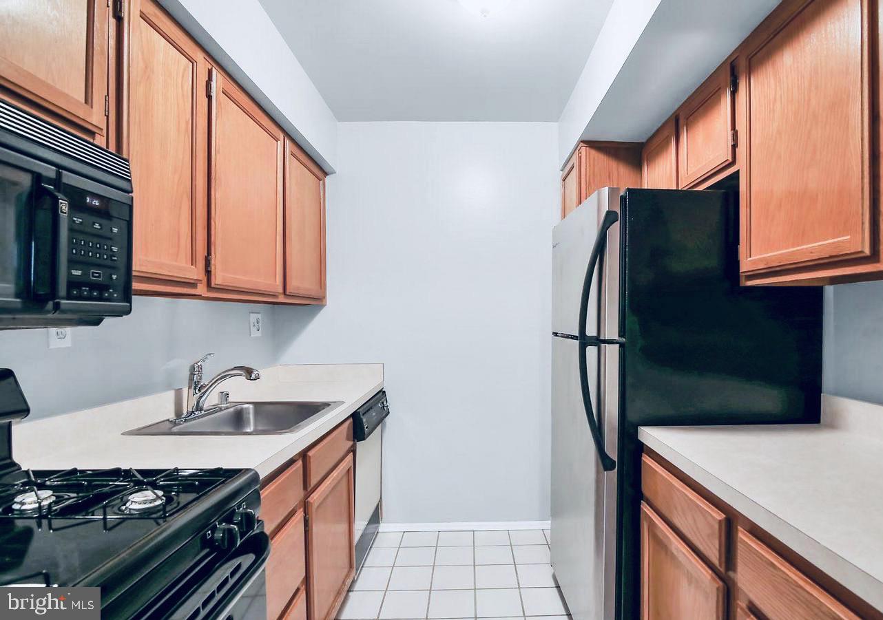 ROCKLAND RUN - Residential