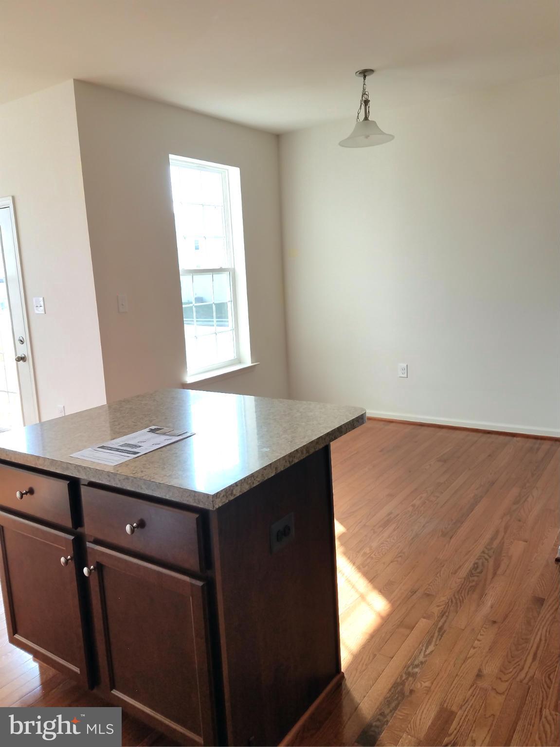 RIVERSIDE VILLAGES - Residential