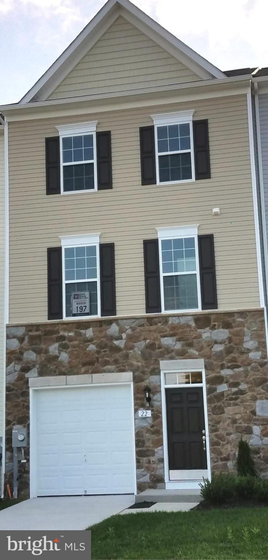 Dan Ryan Builders Riverside Villages offers a new set of Yorktown II 3level garage townhomes for IMMEDIATE DELIVERY! Buy yours now! This unit has a handsome part stone front & over 1900 sq.ft. with 8' Morning Room expanded plan featuring an open island kitchen/dining with stainless appliances, luxurious Owners Suite, spacious 2 room lower level, energy efficient 2x6 walls! Minutes to MD line!