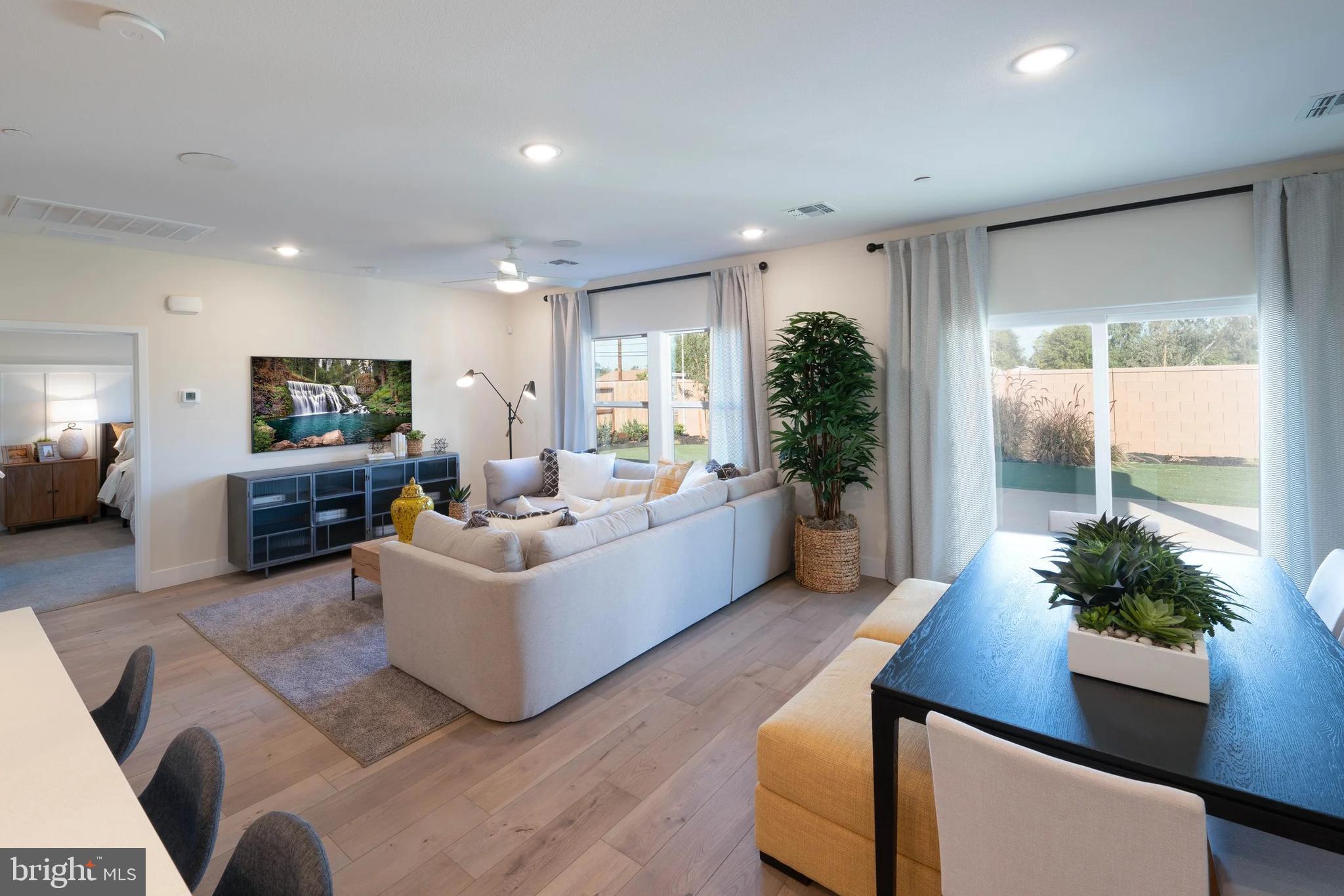 LIBERTY RUN - Residential