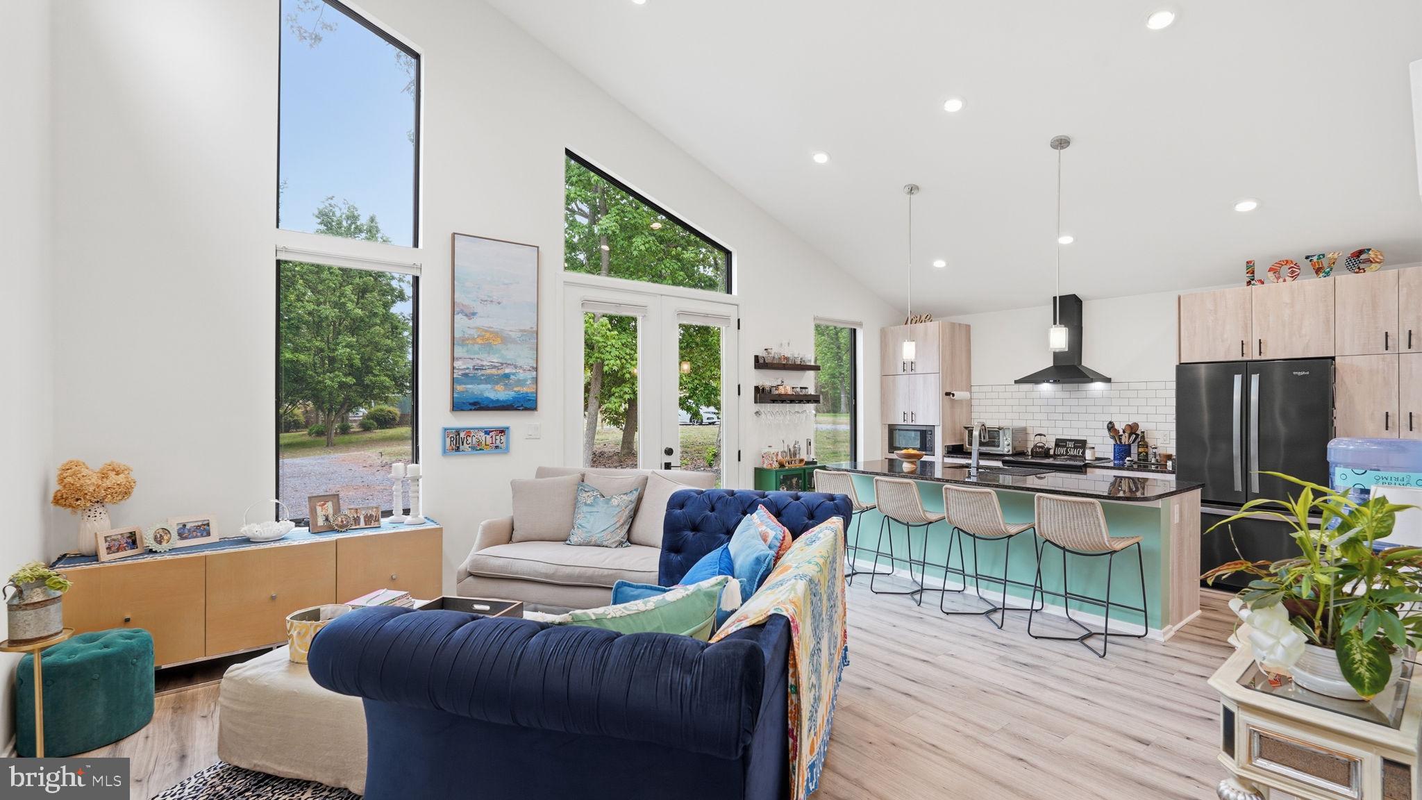 STRATFORD HARBOUR - Residential