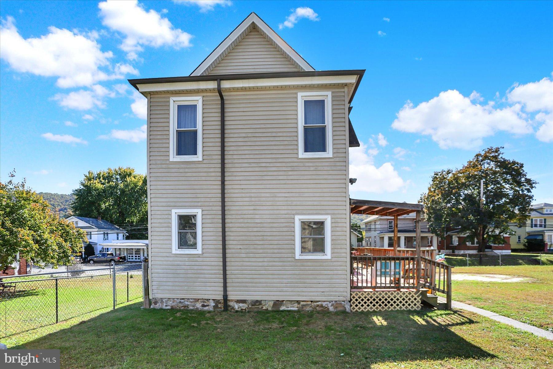 MILLERSBURG BOROUGH - Residential