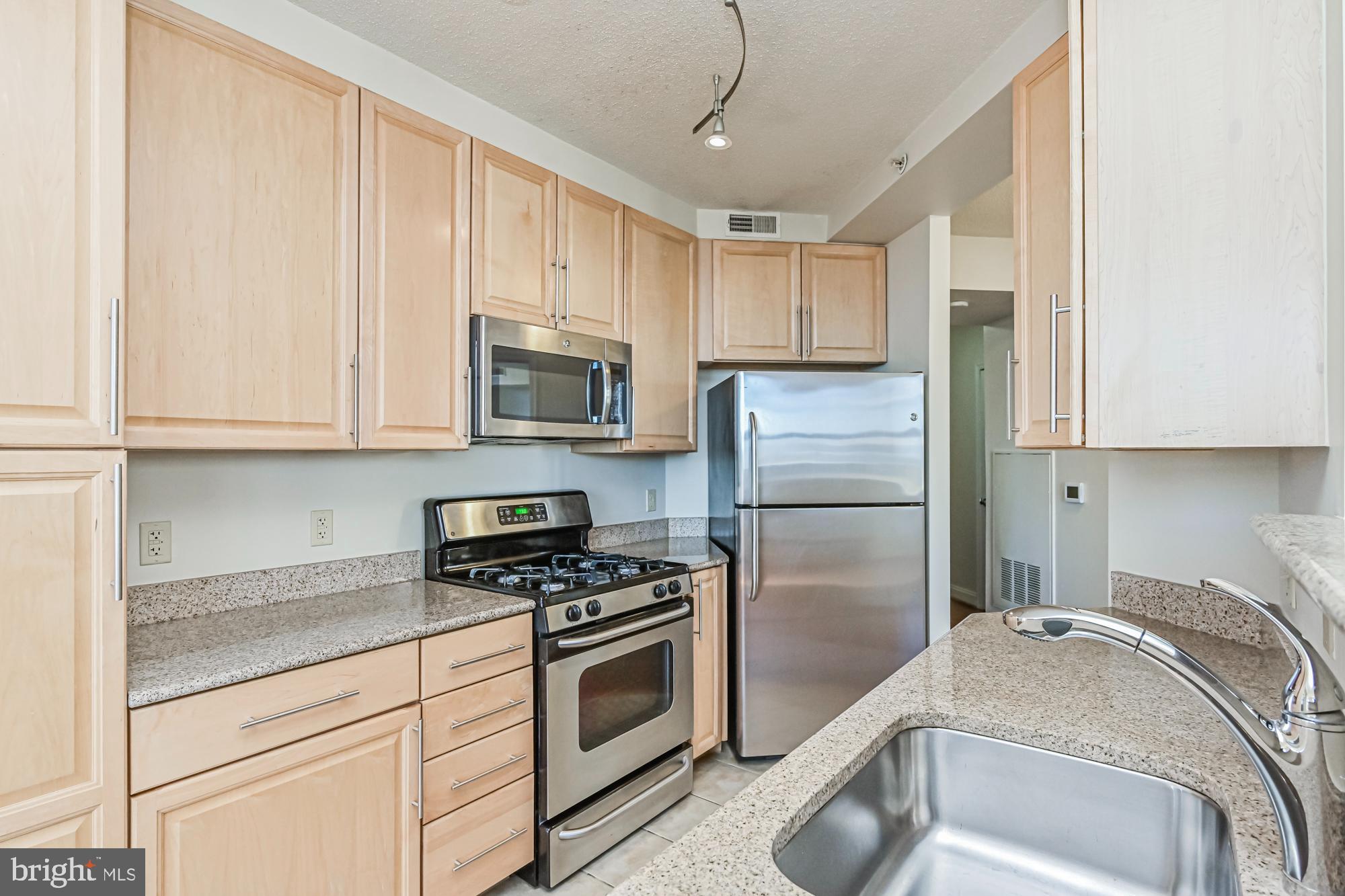 MERCER - Residential Lease