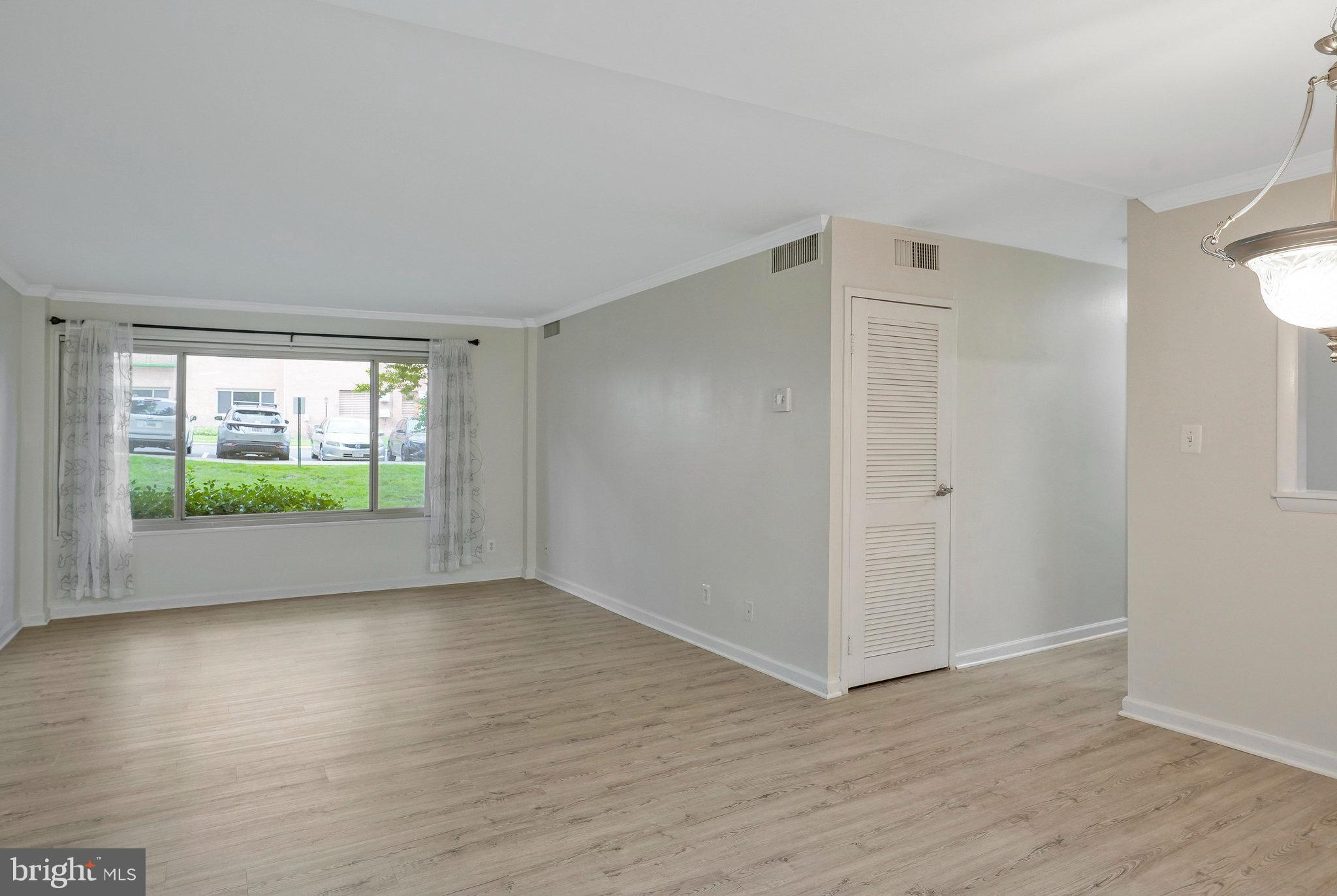 MAIN STREET GREEN - Residential