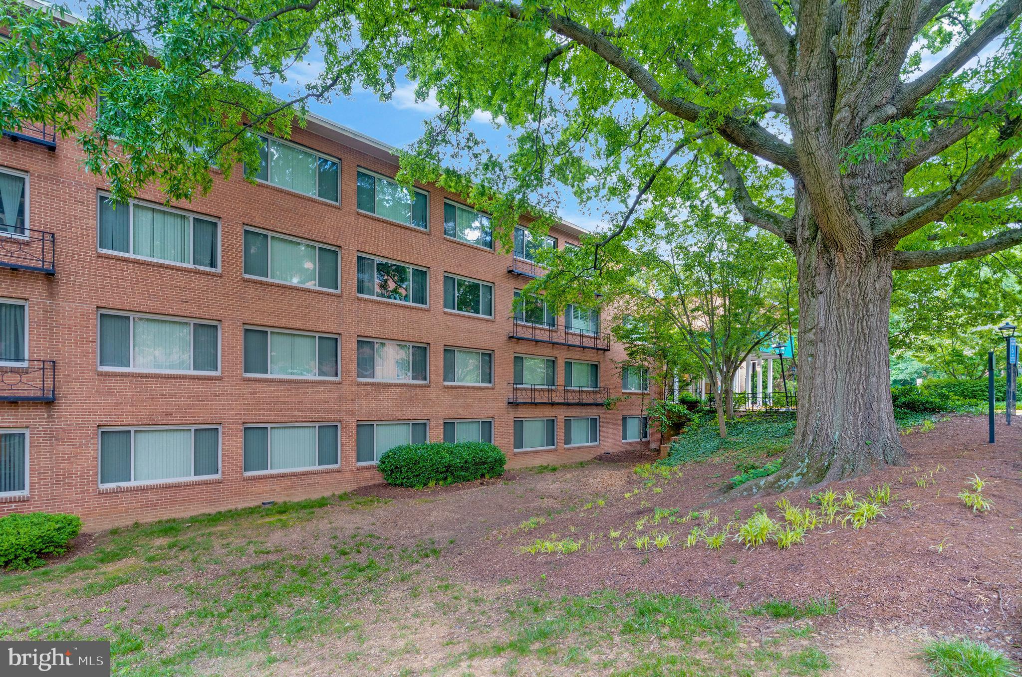 MAIN STREET GREEN - Residential