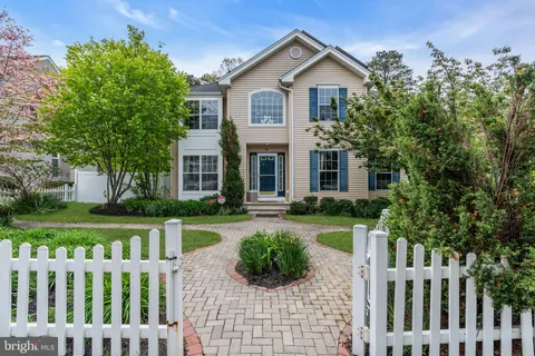 59 Nautilus Drive, Barnegat, NJ MLS: NJOC2042104