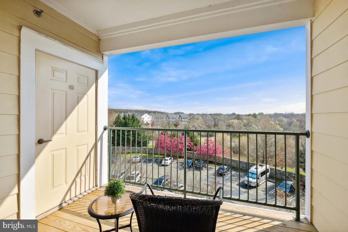 KENTLANDS - Residential