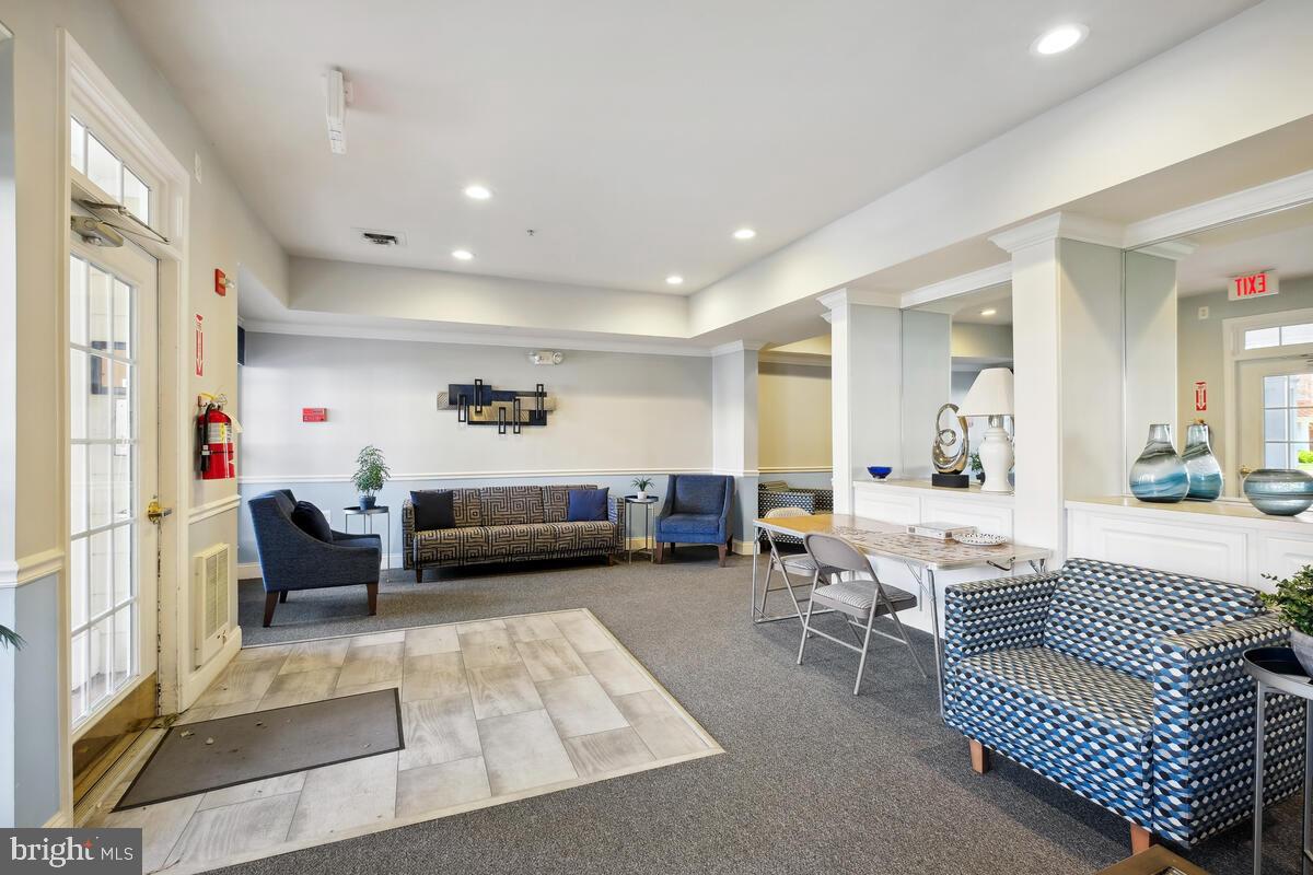 KENTLANDS - Residential