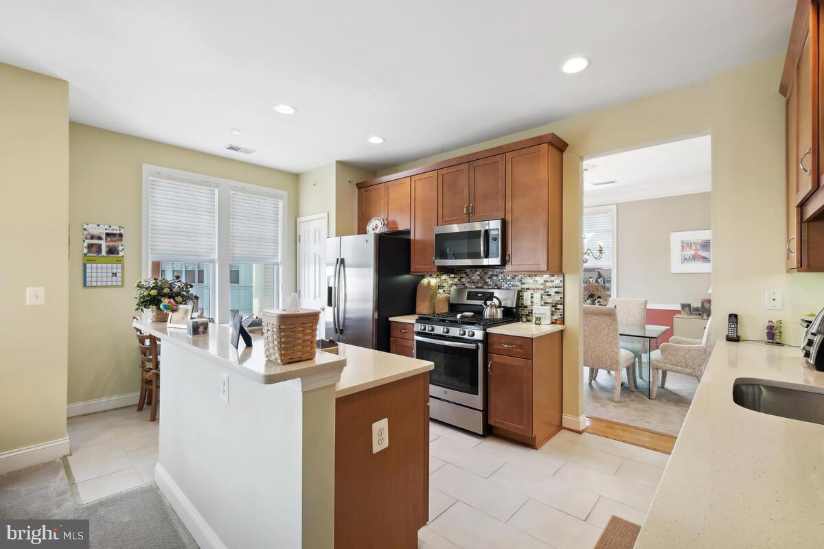 KENTLANDS - Residential