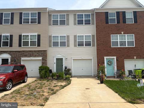 Townhouse For Sale - 18414 Congressional Circle<br/> RUTHER GLEN, VA 22546